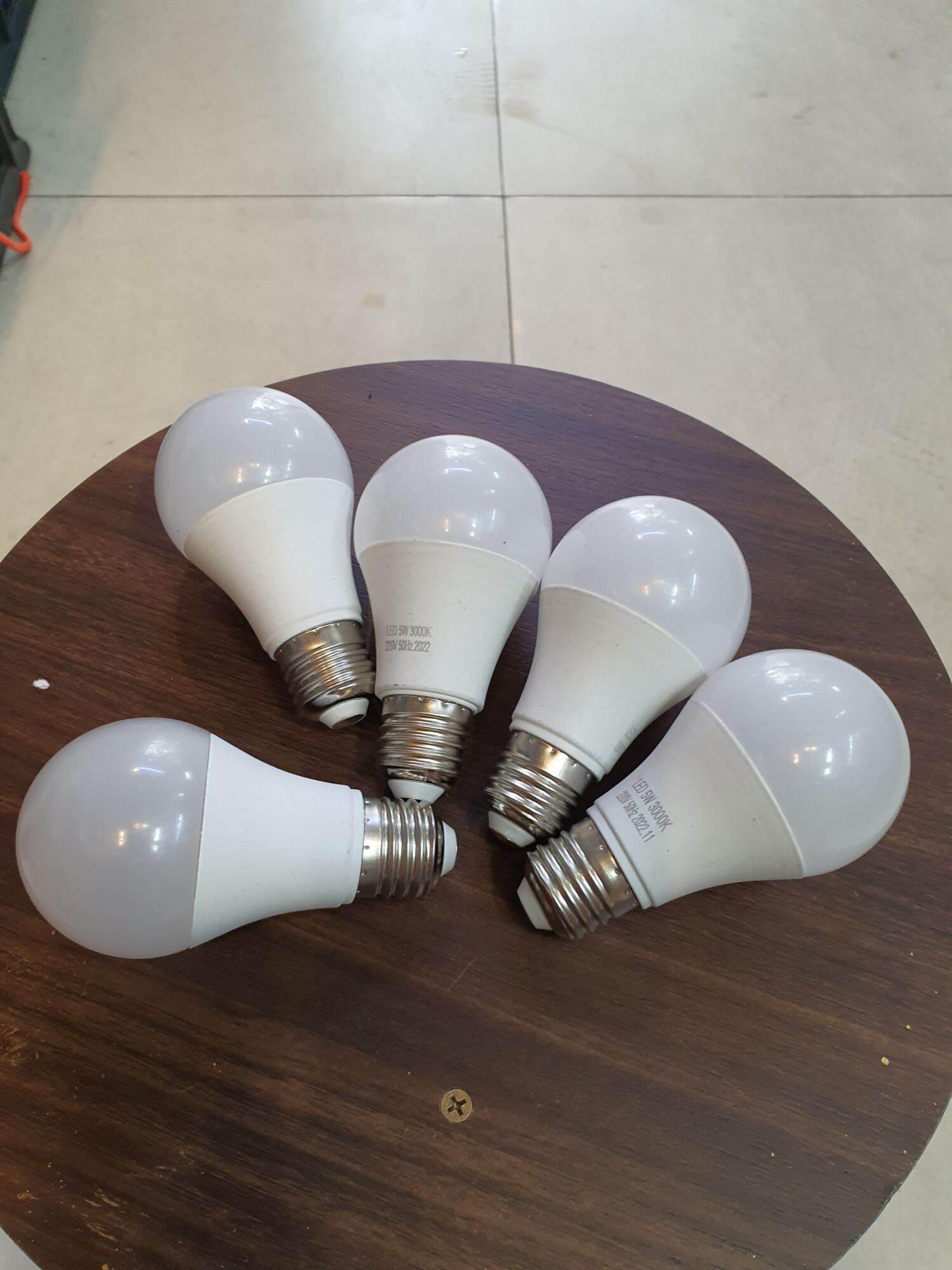 Bóng led búp 5w đui e27 phổ thông