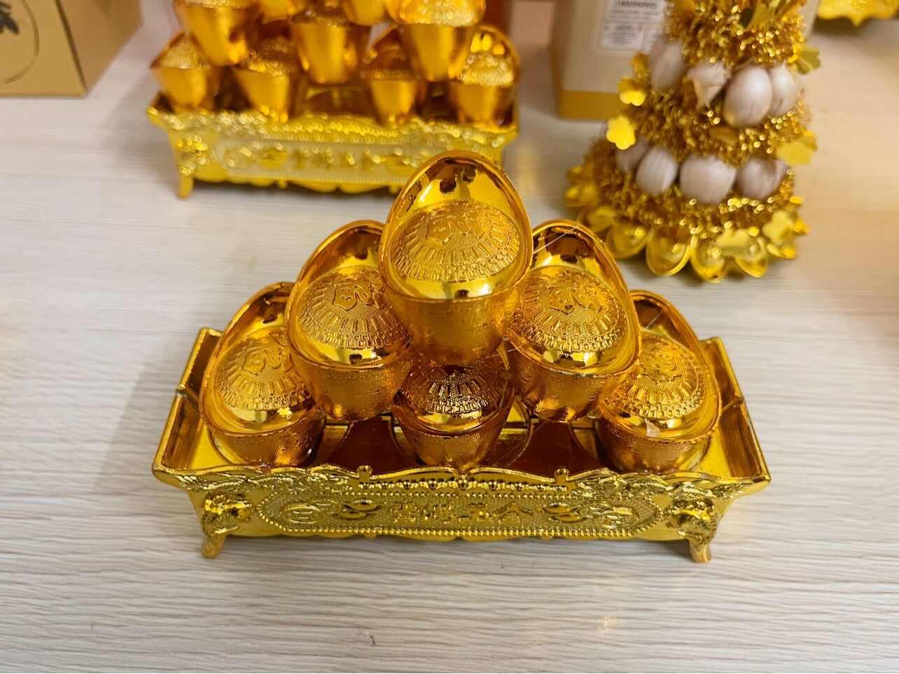 Khay vàng thỏi chiêu tài lộc