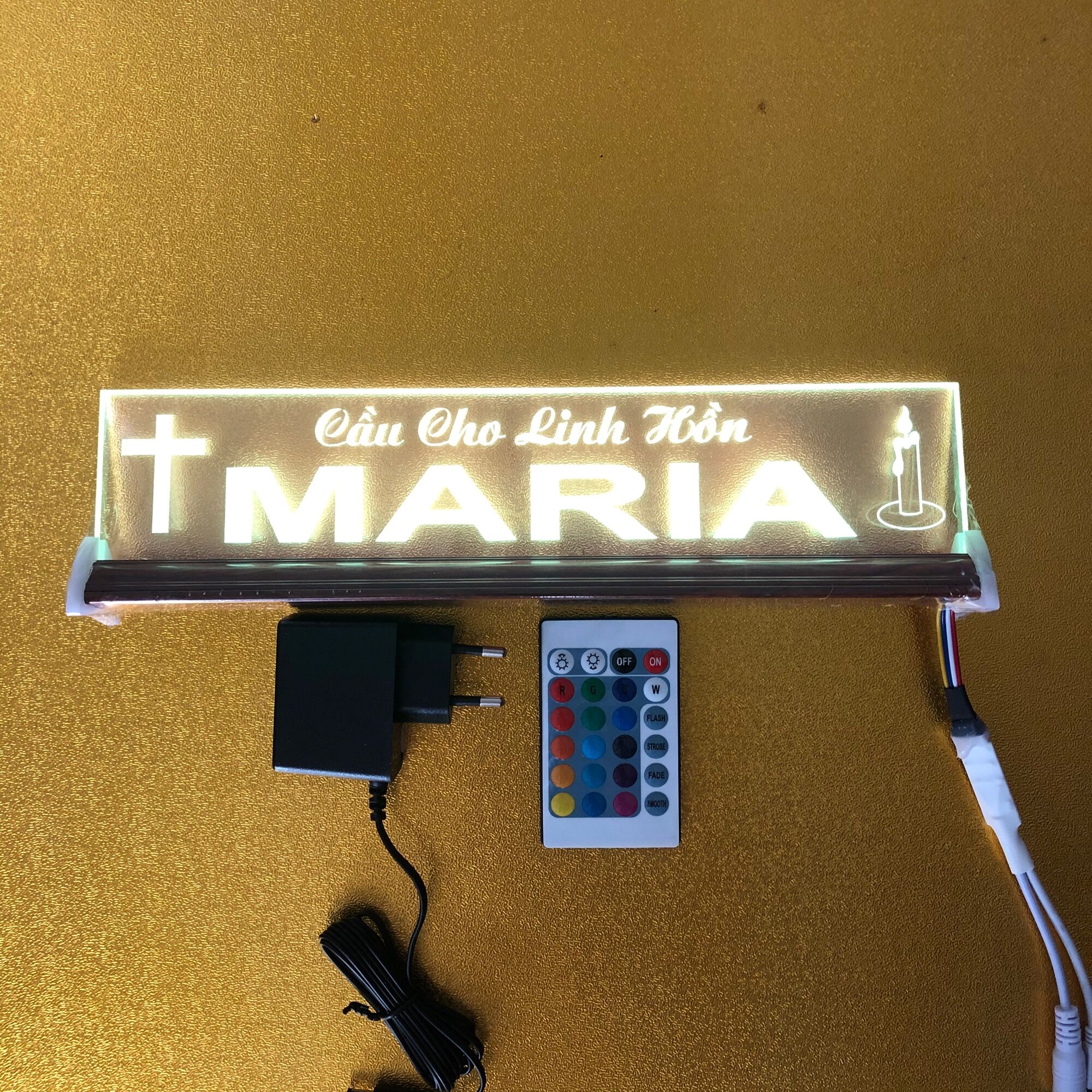 Chữ điện : CCLH MARIA (9x30cm) để bàn