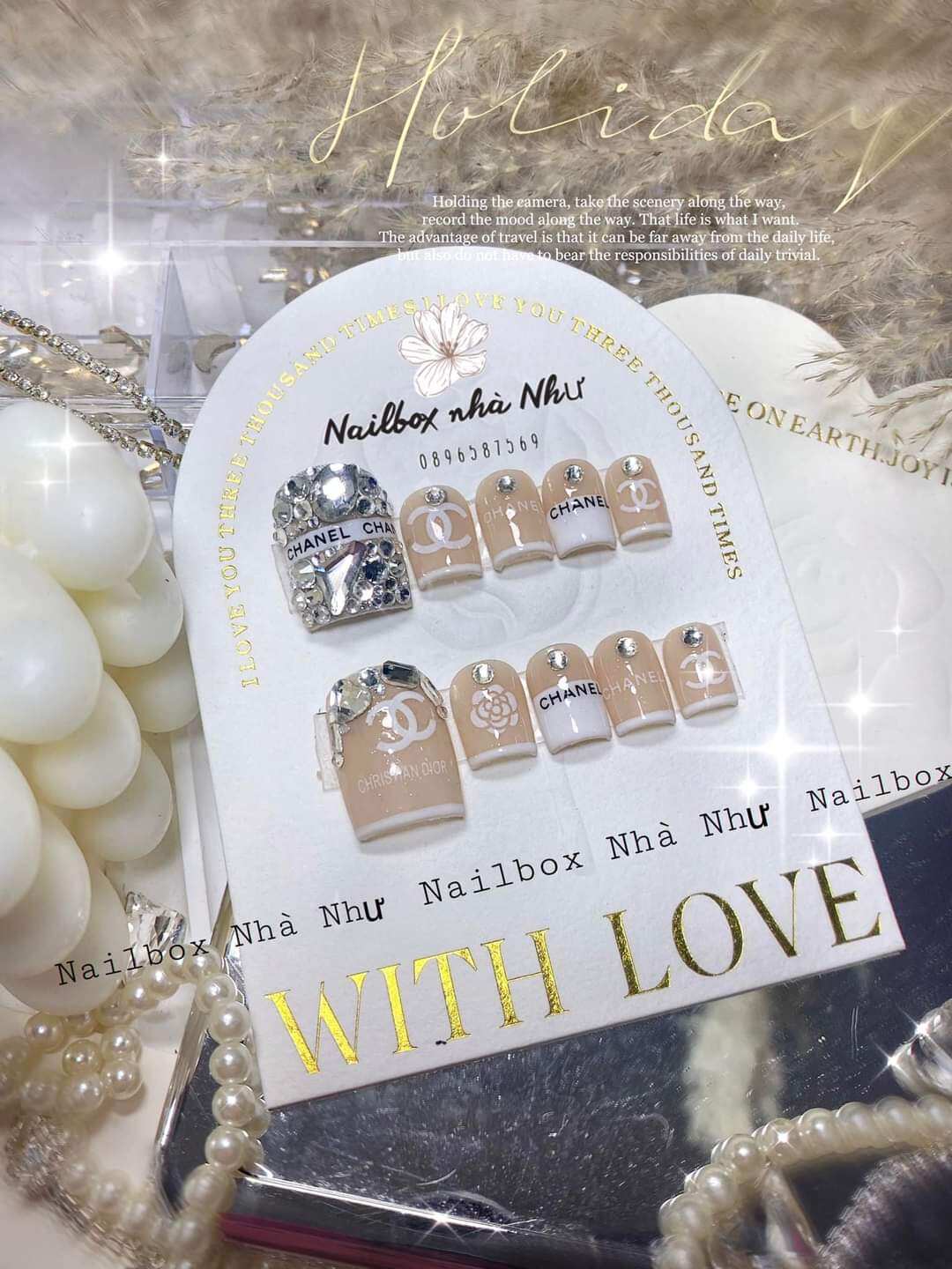Nailbox thiết kế móng chân , gắn charm đá , mã1