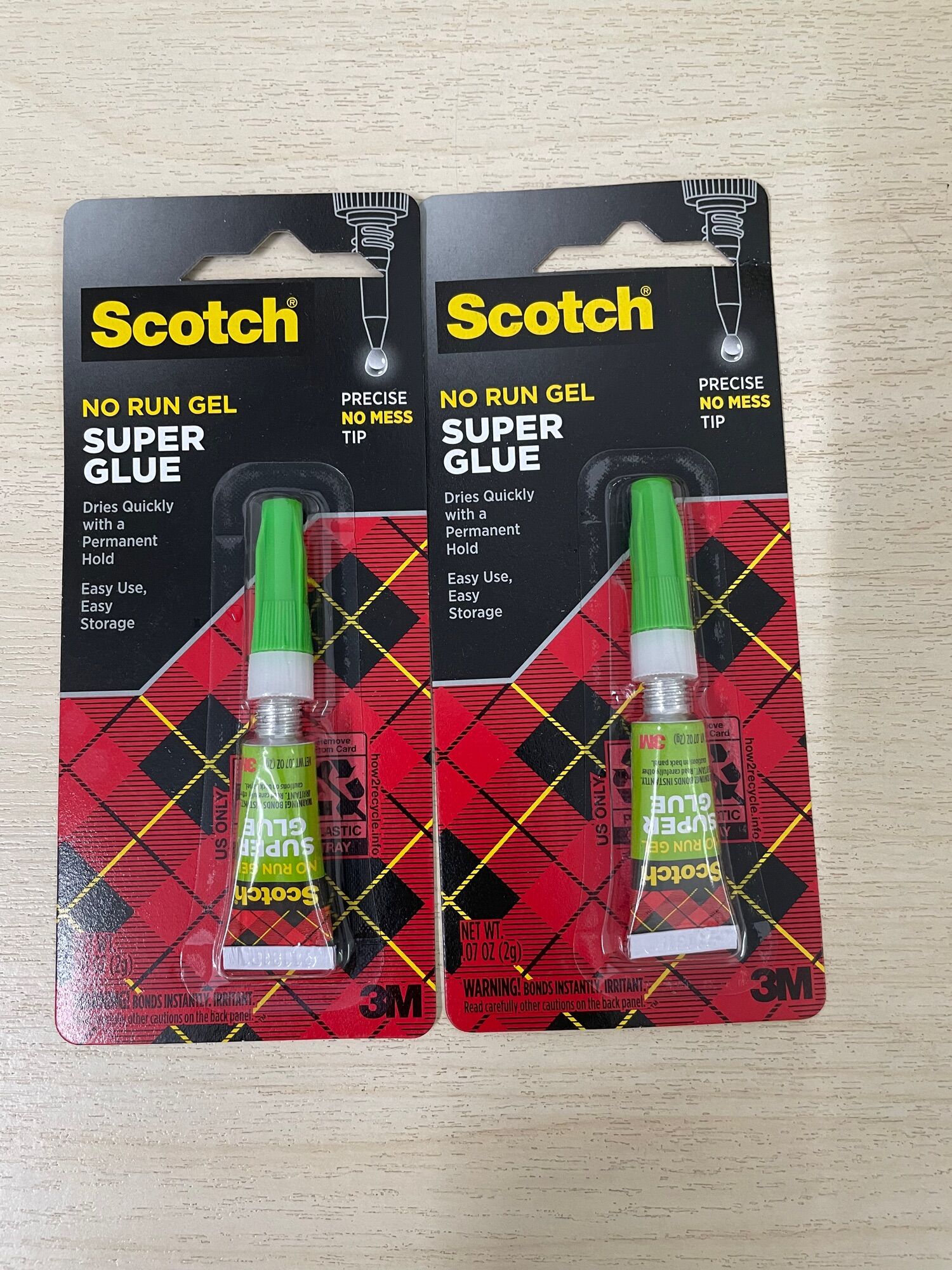 Keo siêu dính scotch 3m.ad113