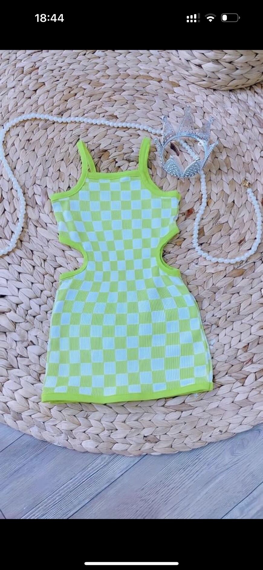 Đầm body khoét eo bé gái 8-18kg