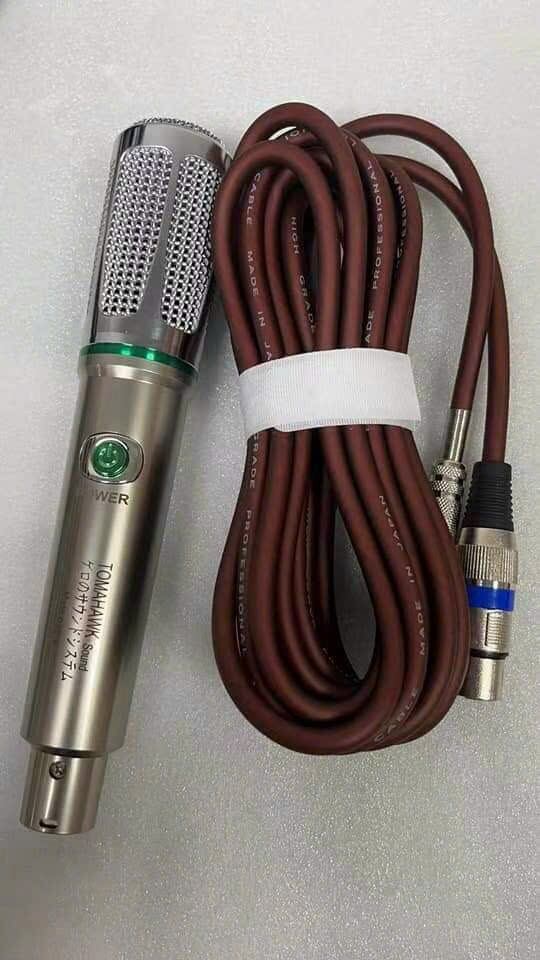 Mic dây nhật tomahawk