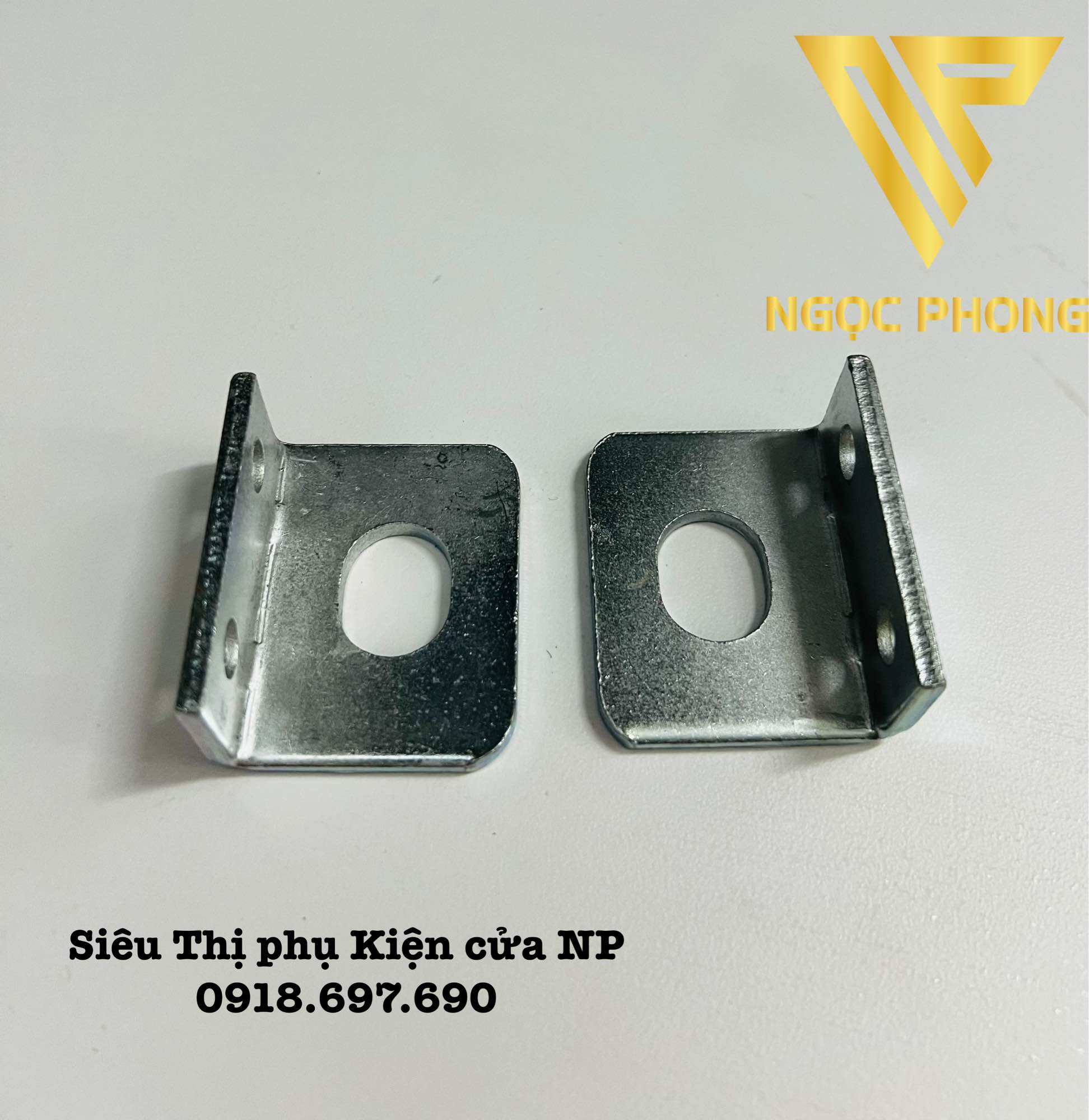 Bát móc cửa - bát móc ổ khoá