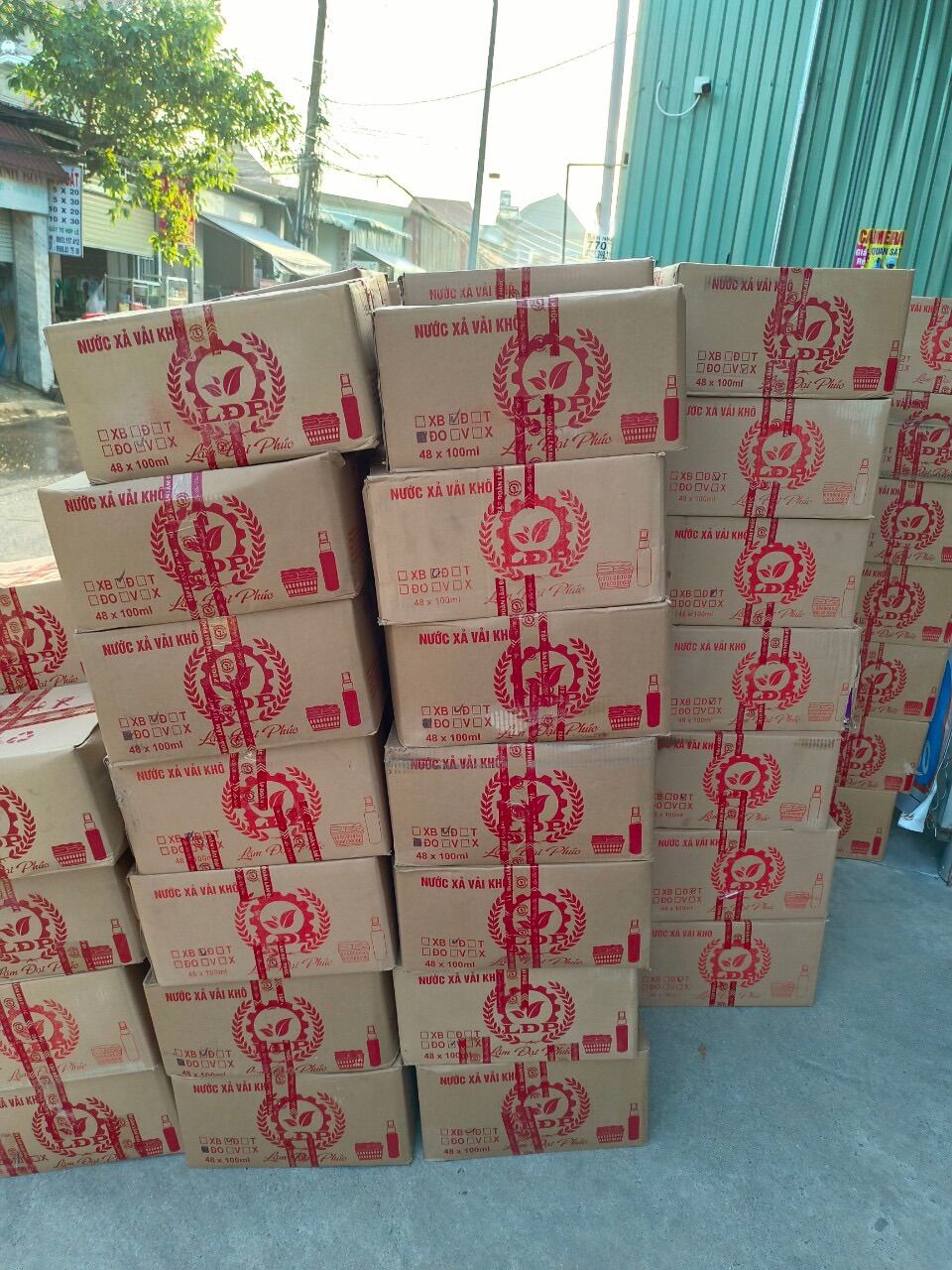 Xịt Thơm Quần Áo SoNa, Xả Vải Khô - 100ml