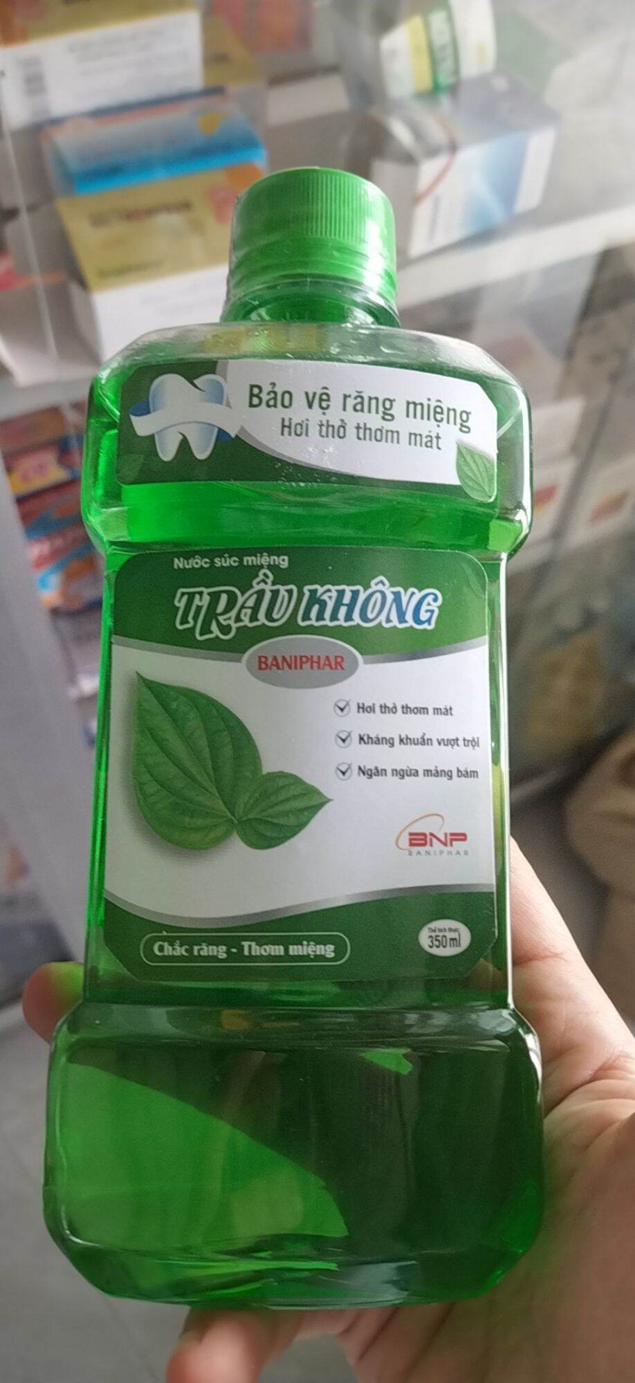 Nước súc miệng trầu không