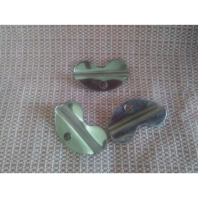 Pát Inox Gắn Gương