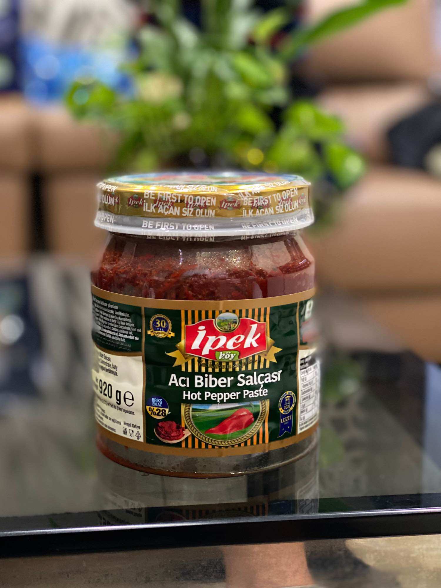 Premium Turkish Hot Red Pepper Paste Ipek 920g