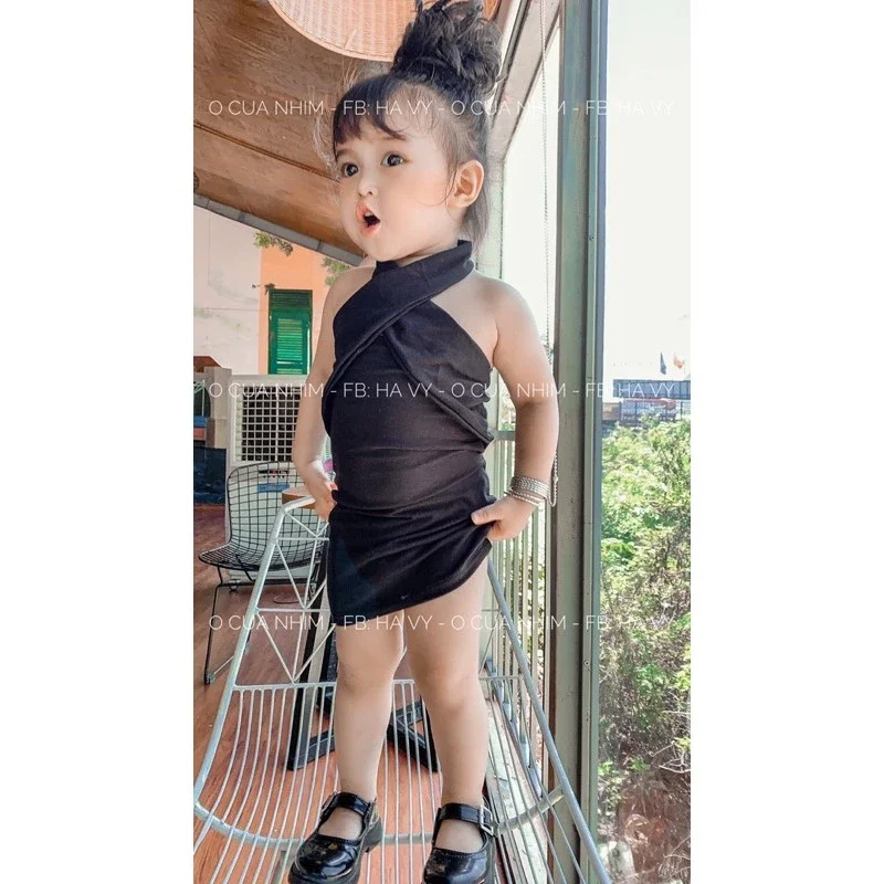 Đầm body kiểu cho bé