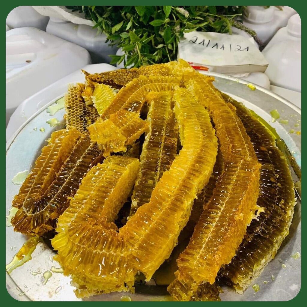 1L MẬT ONG HOA BẠC HÀ NGUYÊN CHÂT