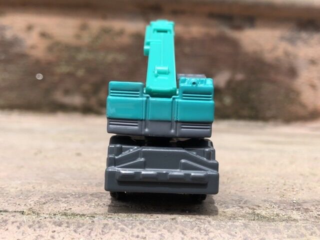 Xe Mô Hình TOMICA  cẩn cẩu xoay 360 độ