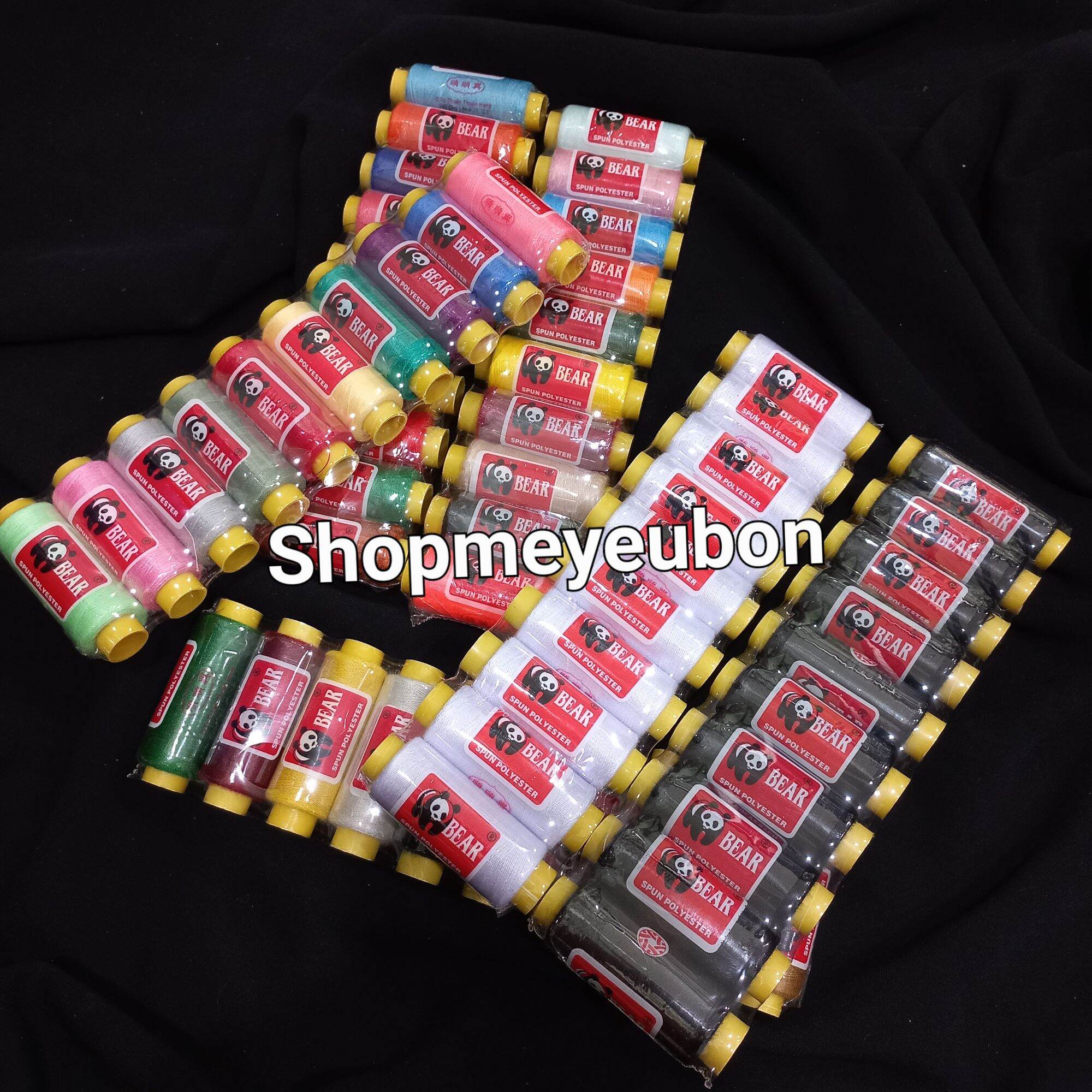 Vỉ 10 cuộn chỉ may đồ gấu (màu ngẫu nhiên/trắng/đen)