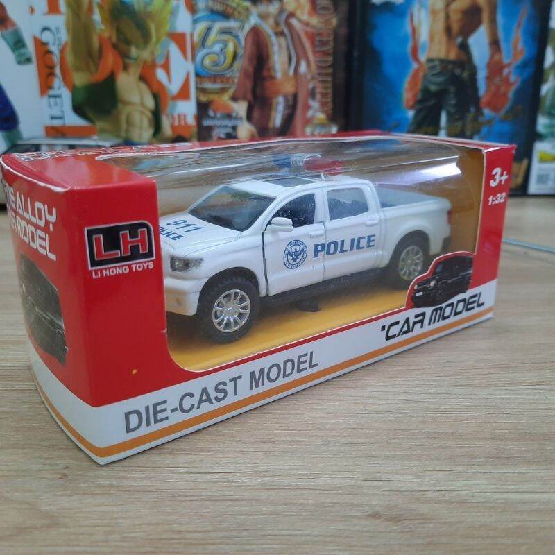 MÔ HÌNH XE CS 1:32 ÂM THANH ĐÈN MỞ CỬA