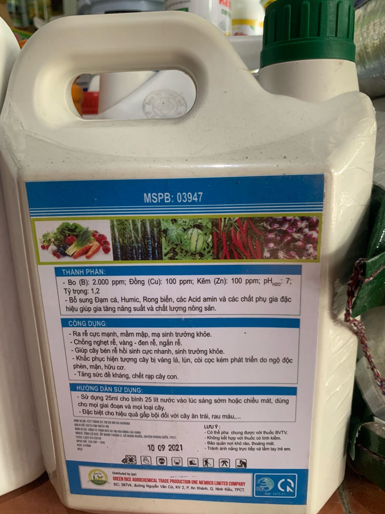 Đạm cá hồi can 5 lít