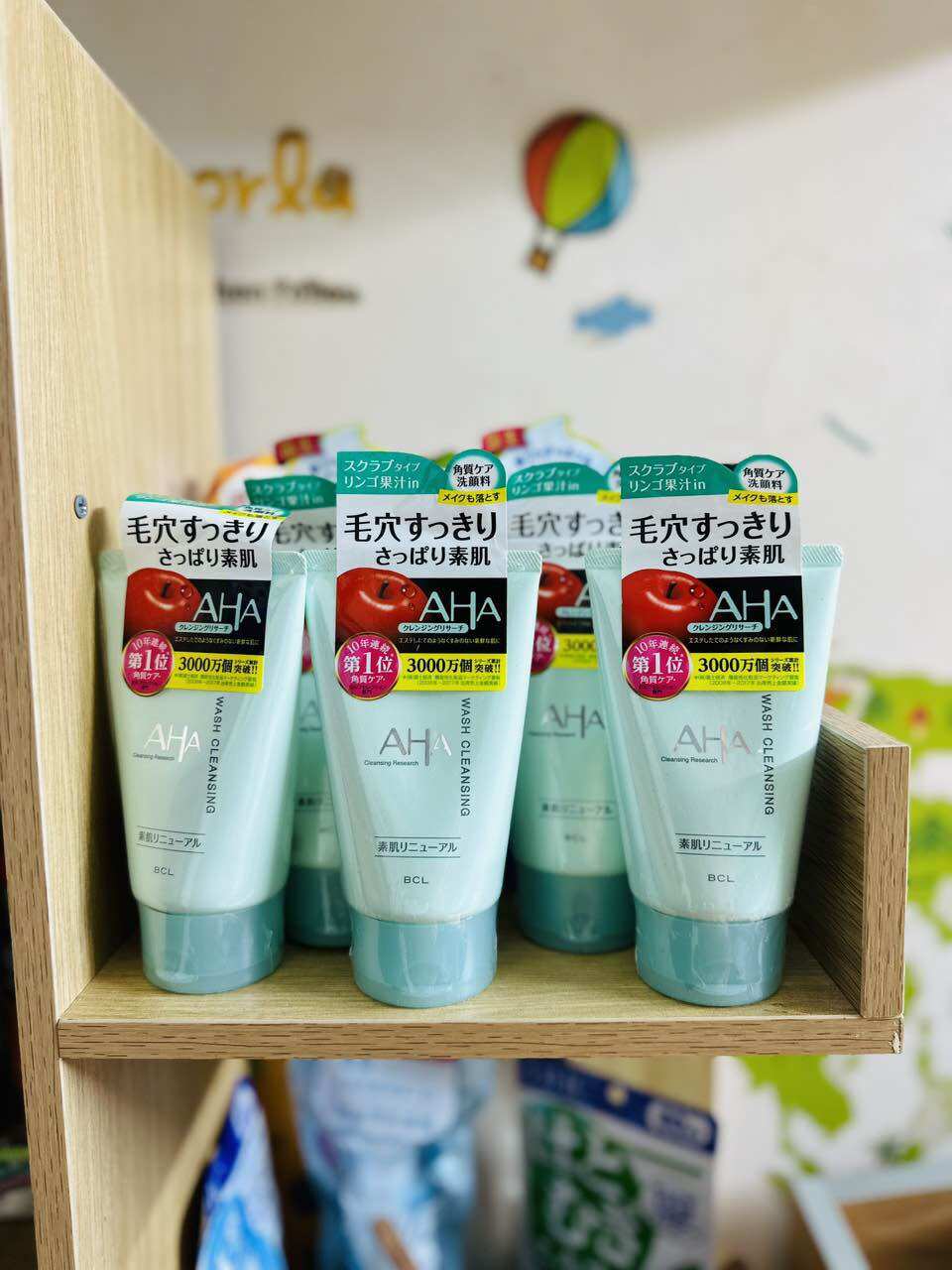 Sửa rửa mặt AHA Cleansing Research Wash Cleansing