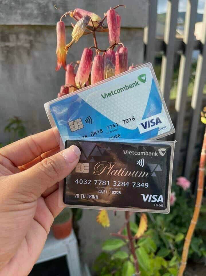 SET 8 CÁI BỌC THẺ CCCD, ATM TRONG SUỐT (Nhựa Dẻo)