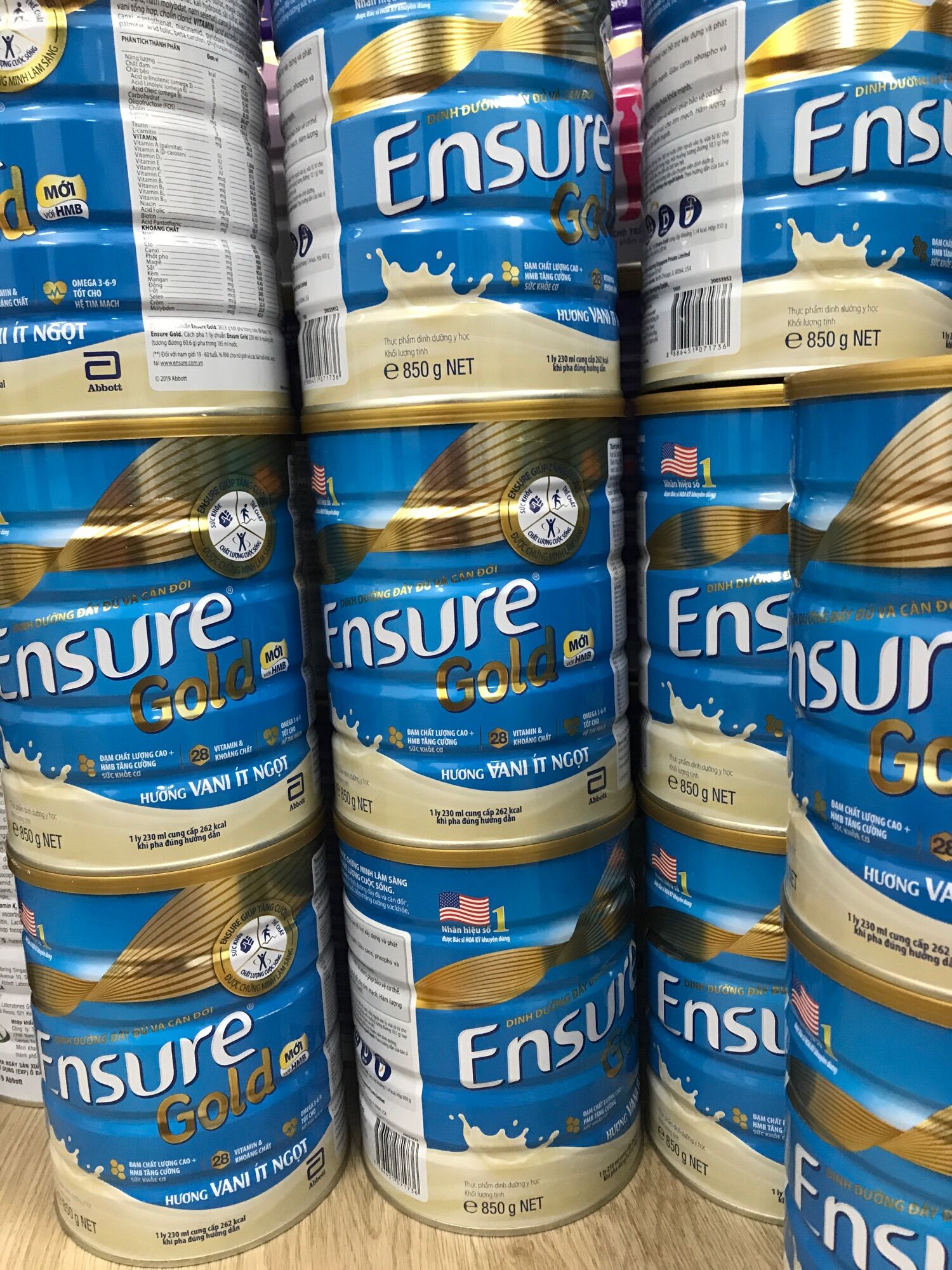 Sữa bột Ensure Gold Vani ít ngọt 850G/lon