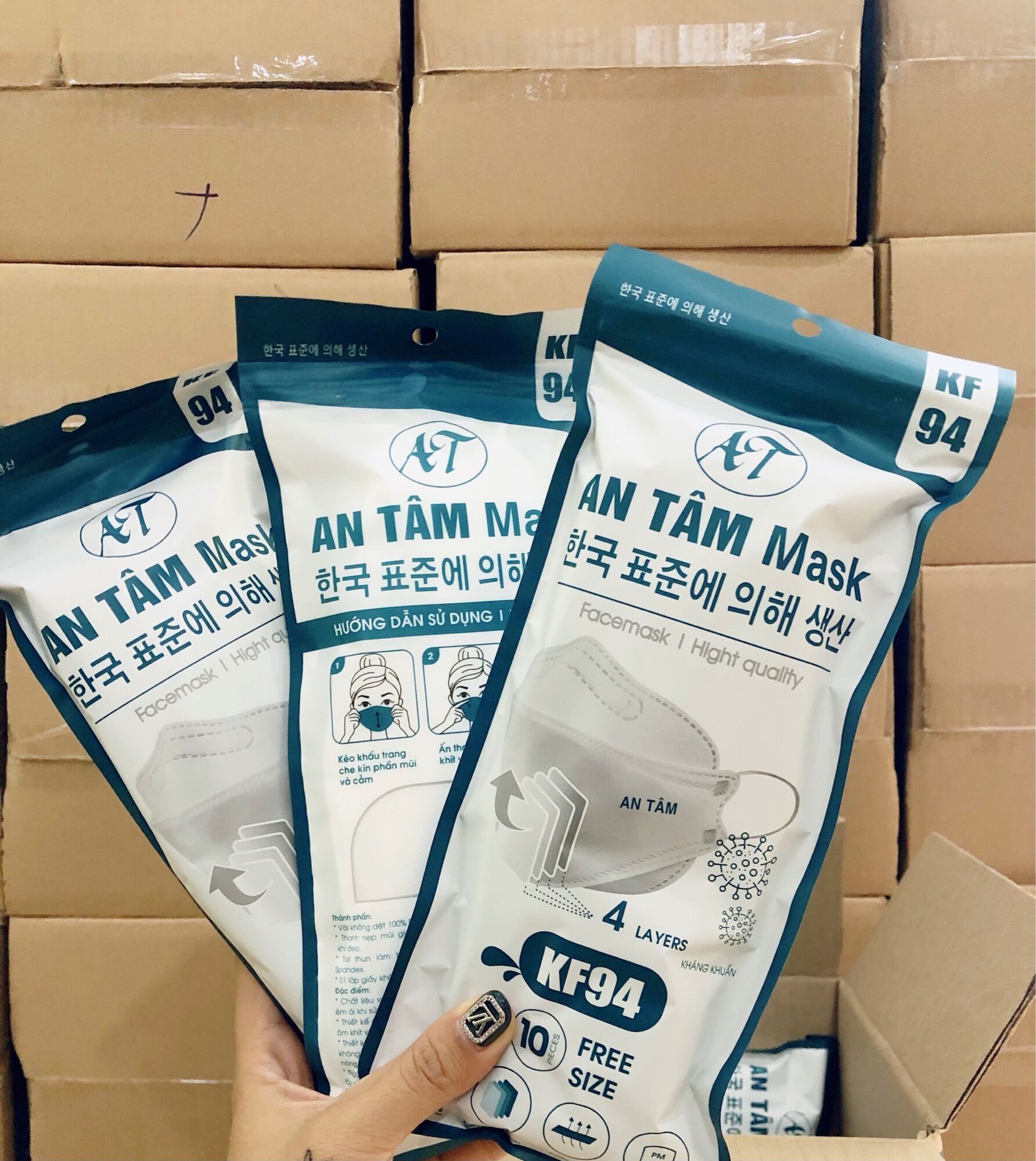 50 chiếc Khẩu trang KF94 trắng 4 lớp