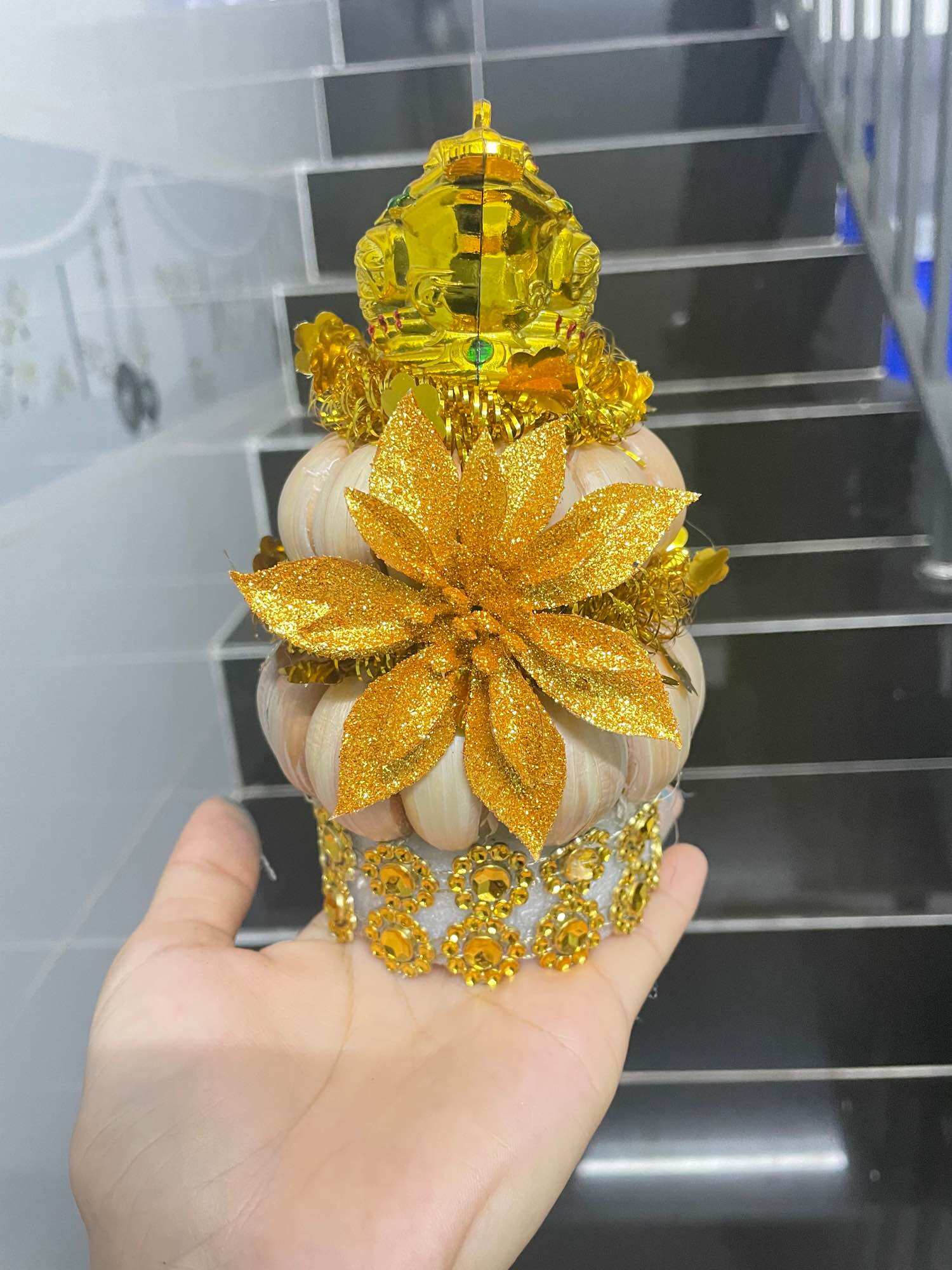 Tháp tỏi 2 tầng cóc thiềm thừ