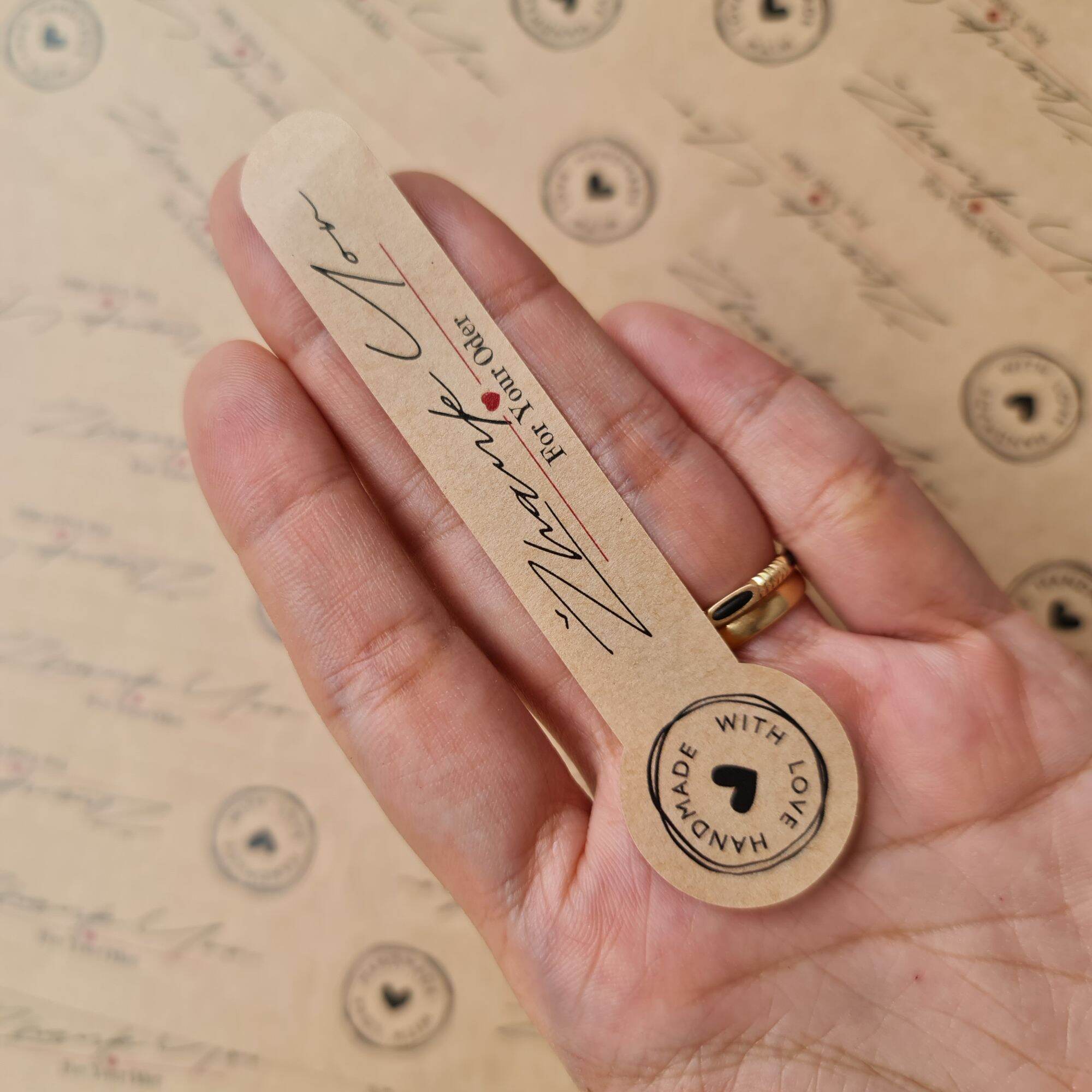 Mẫu 4 - 90 Tem dán niêm phong giấy kraf vintage chữ "Hand made with love - thank you for your oder"