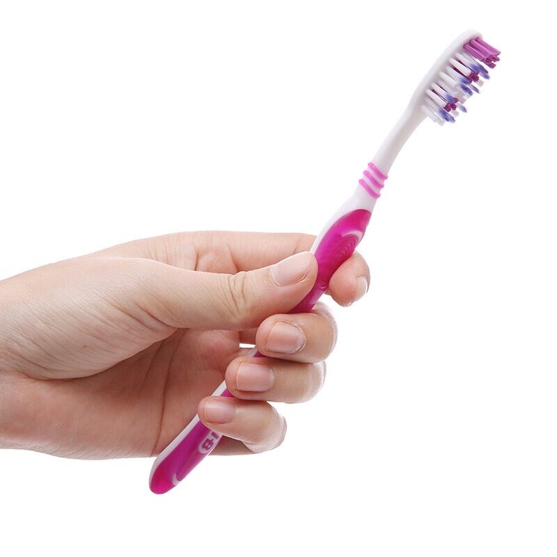 Bàn chải đánh răng Oral-B Micro-Thin Clean siêu mềm mảnh