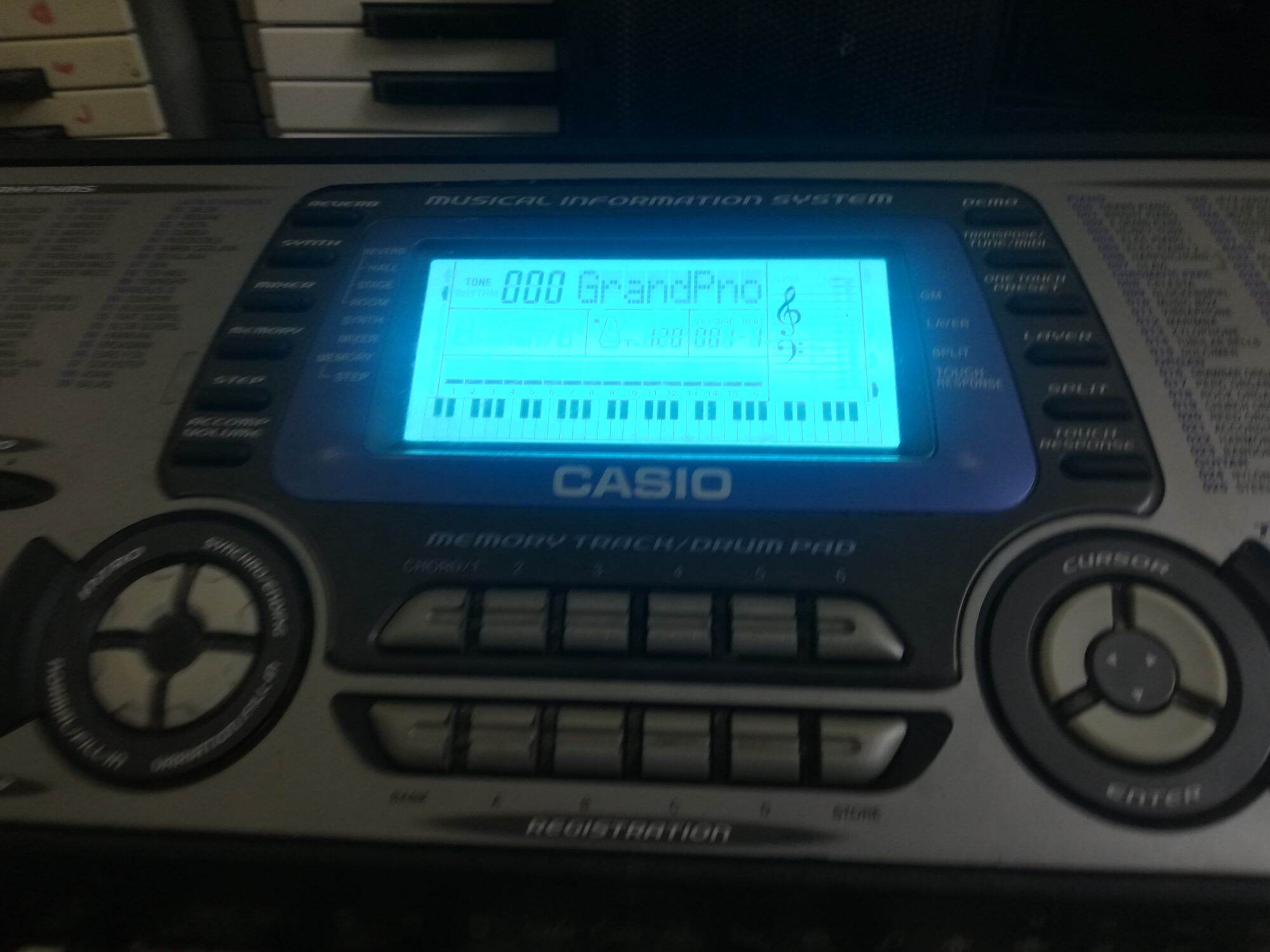 Đàn organ Casio CTK 651