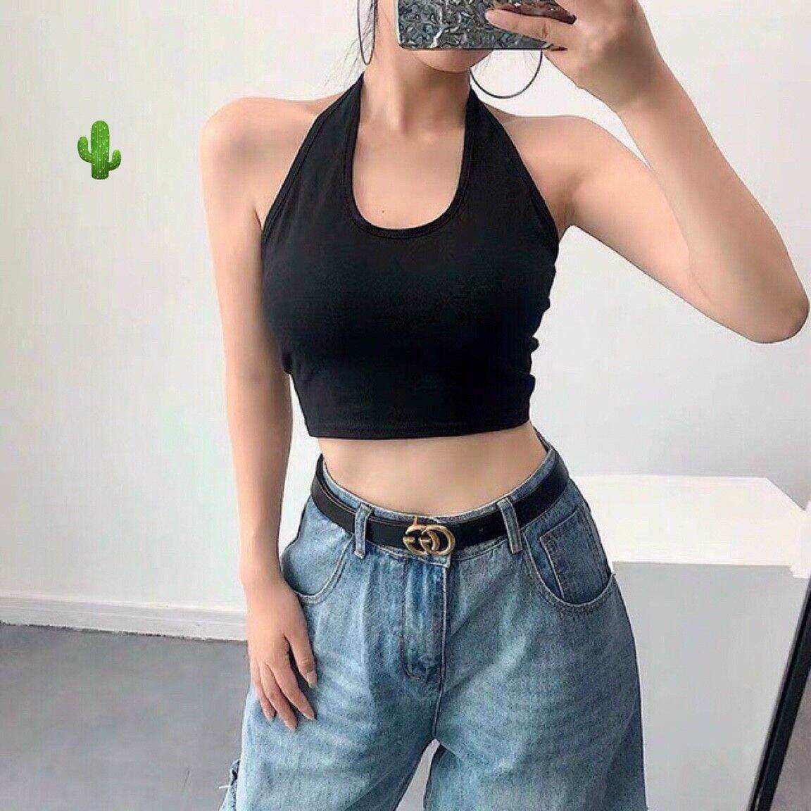 Yếm hở lưng tròng cổ