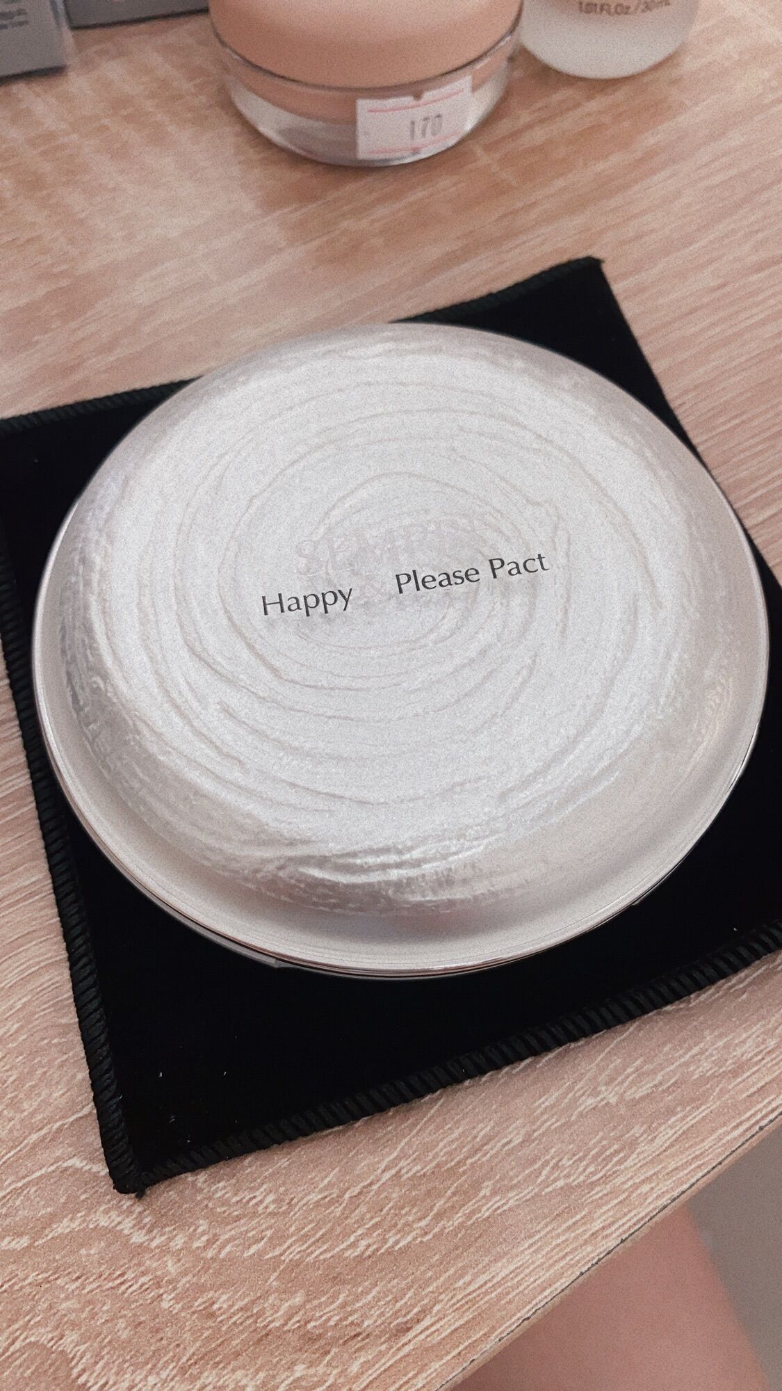 Phấn phủ geo trắng - vang hàn quốc