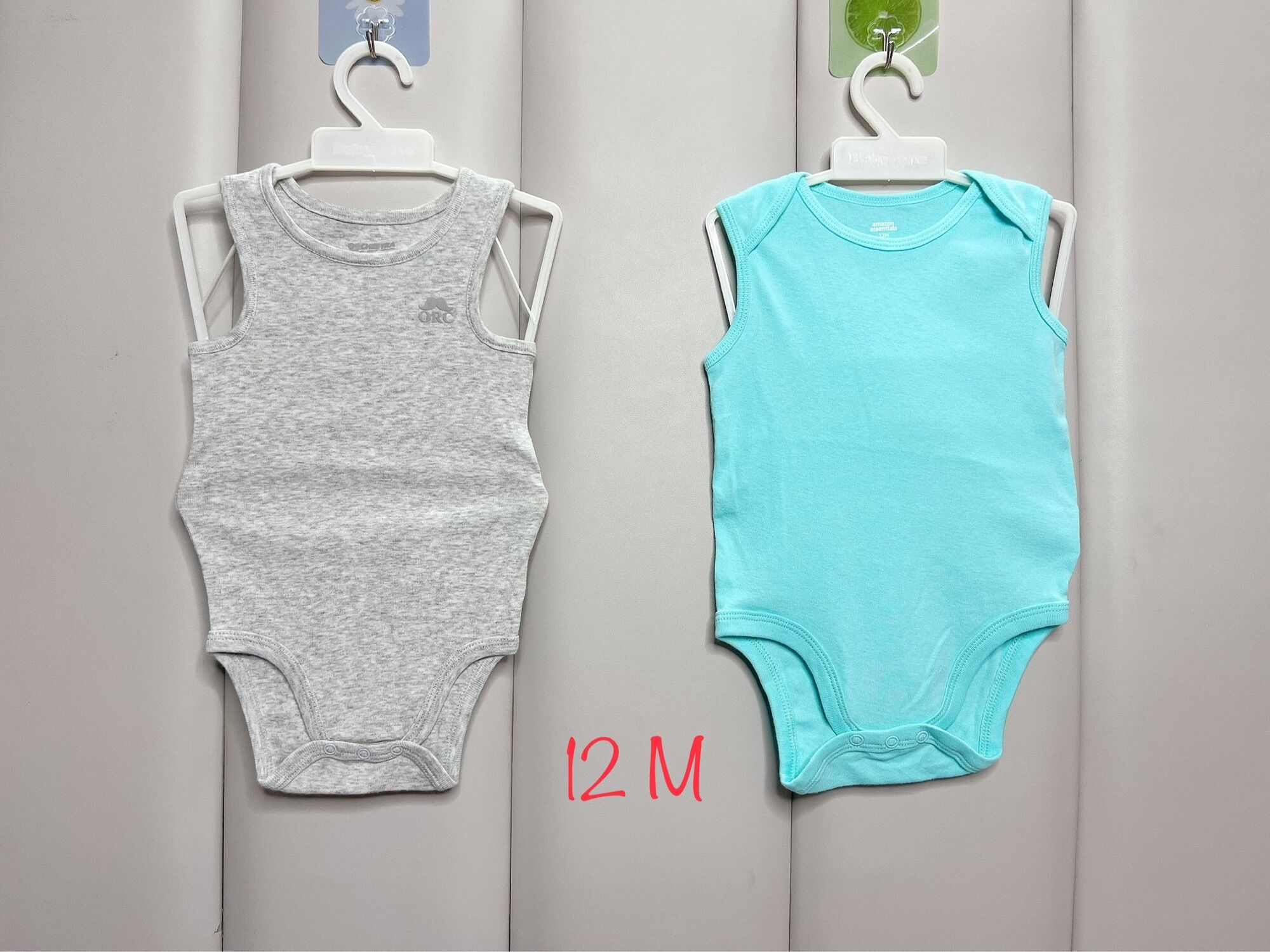 Set 2 Body Suit siêu cưng. Size 12m cho bé từ (8--10kg)