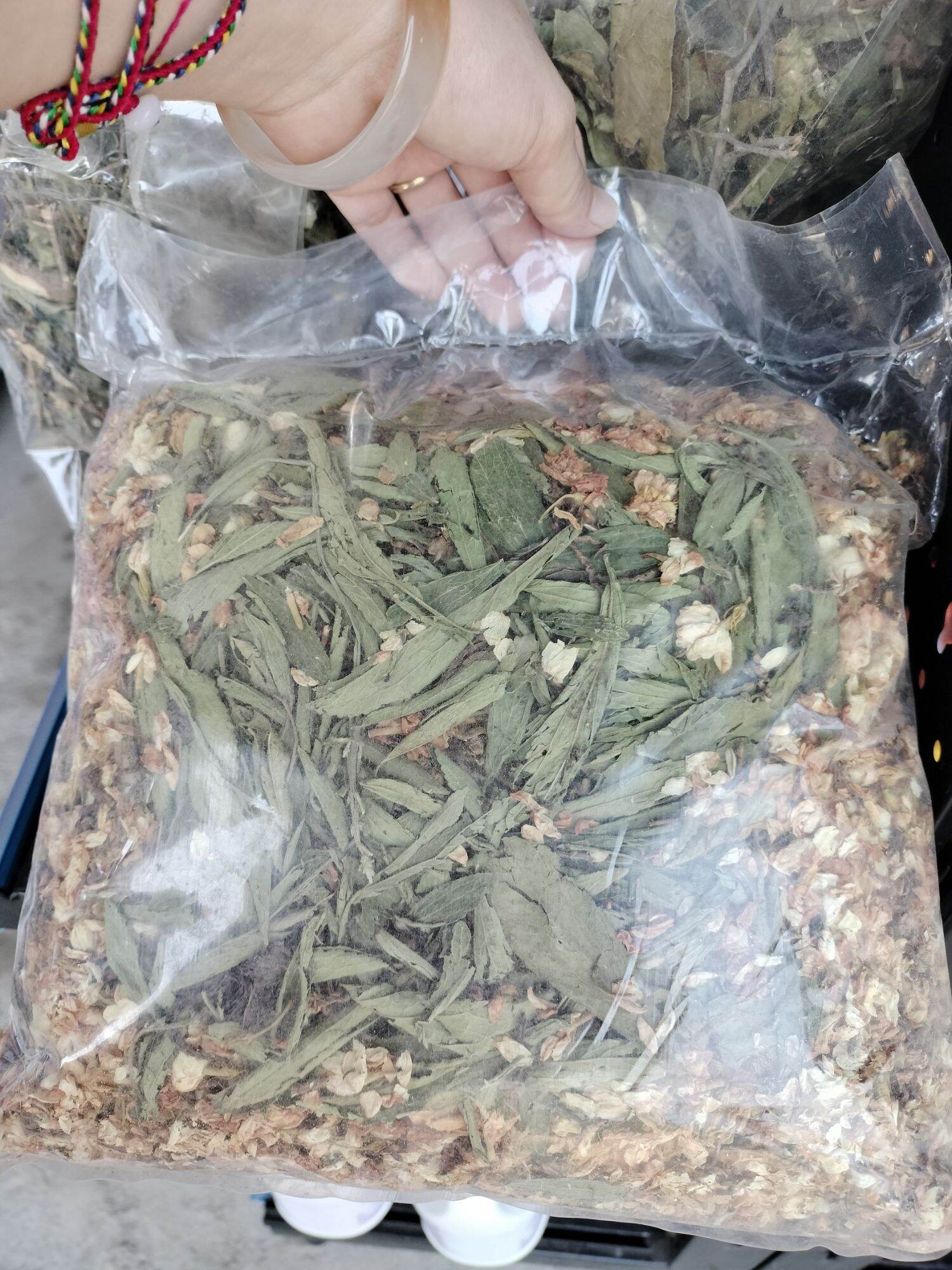 TRÀ SƠN MẬT HỒNG SÂM
