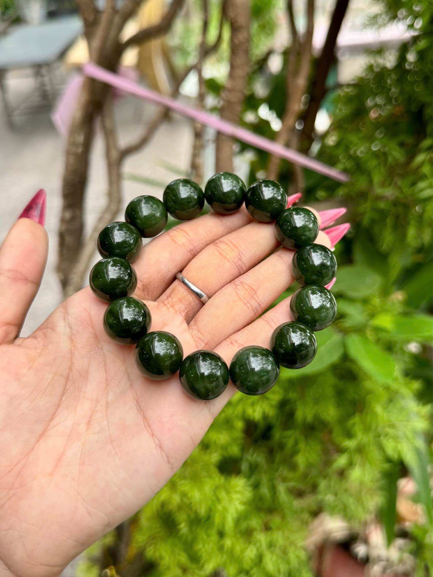 Vòng tay Ngọc Bích tự nhiên 16li
