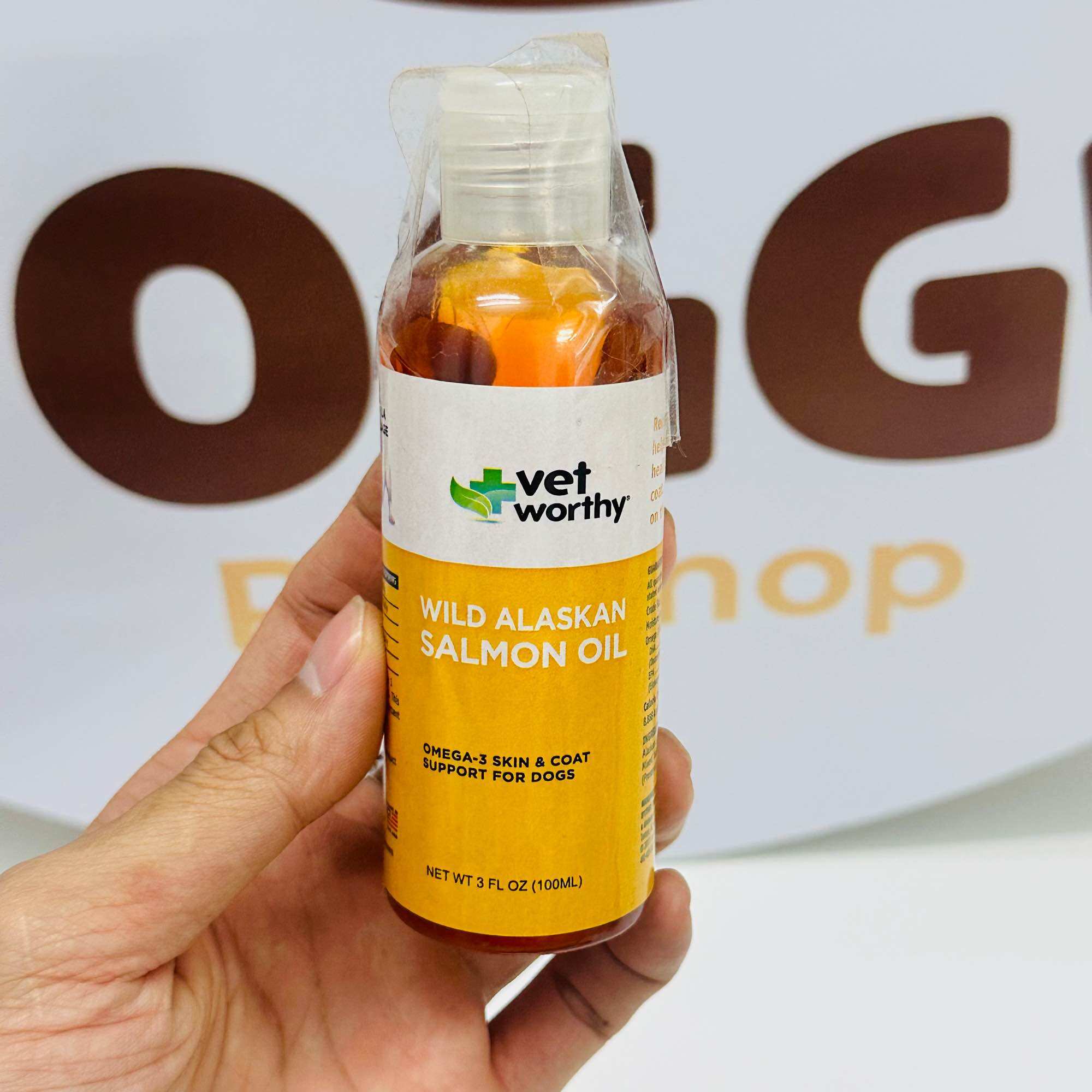 Dầu cá hồi Vet Worthy Salmon Oil dành cho cún mèo 100ml