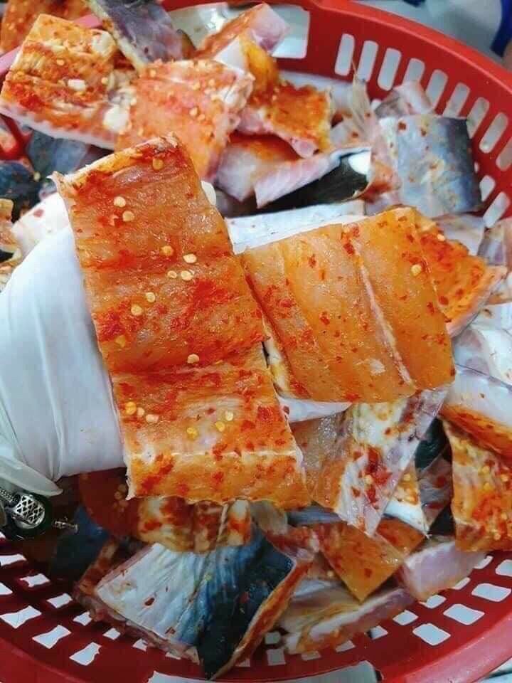 1kg Pineapple Fish with Garlic and Chili, 1 Sun-Dried Version (Express Delivery Within 2 Hours in Hcmc)