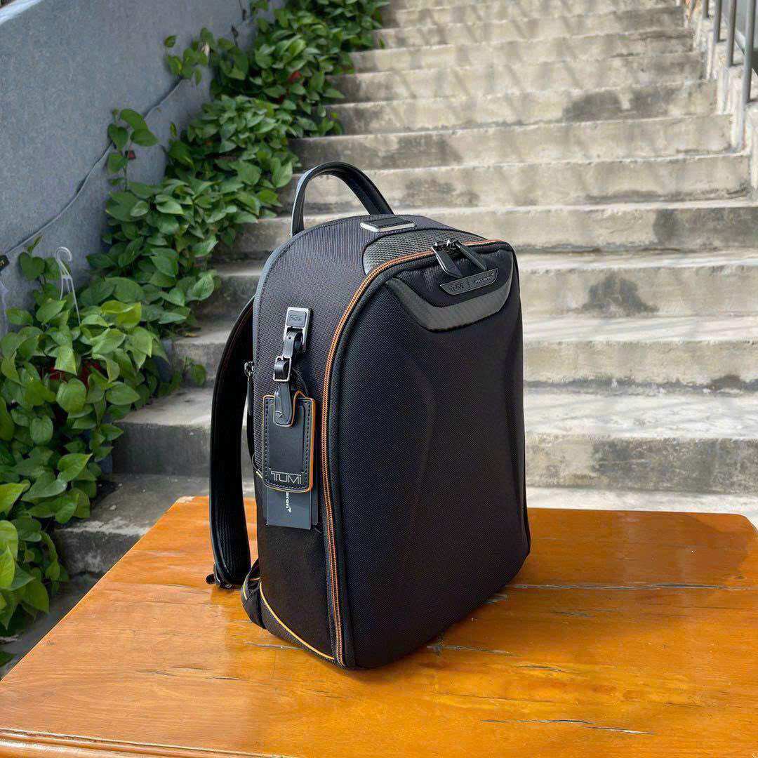 Balo Tumi cực chắc