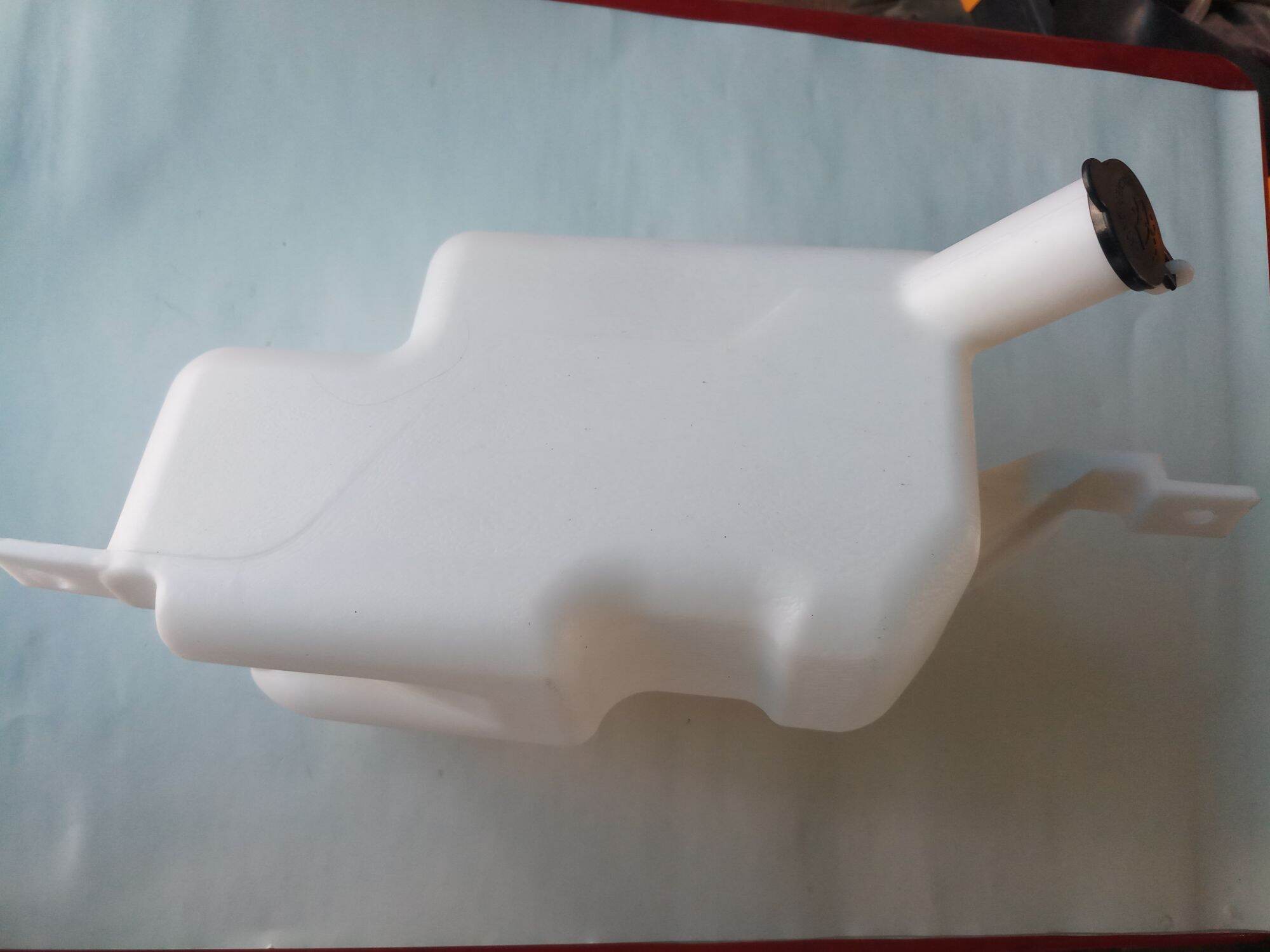 Bình nước rửa kính huynhdai 6 tấn 250k miễn phí ship 0965378379