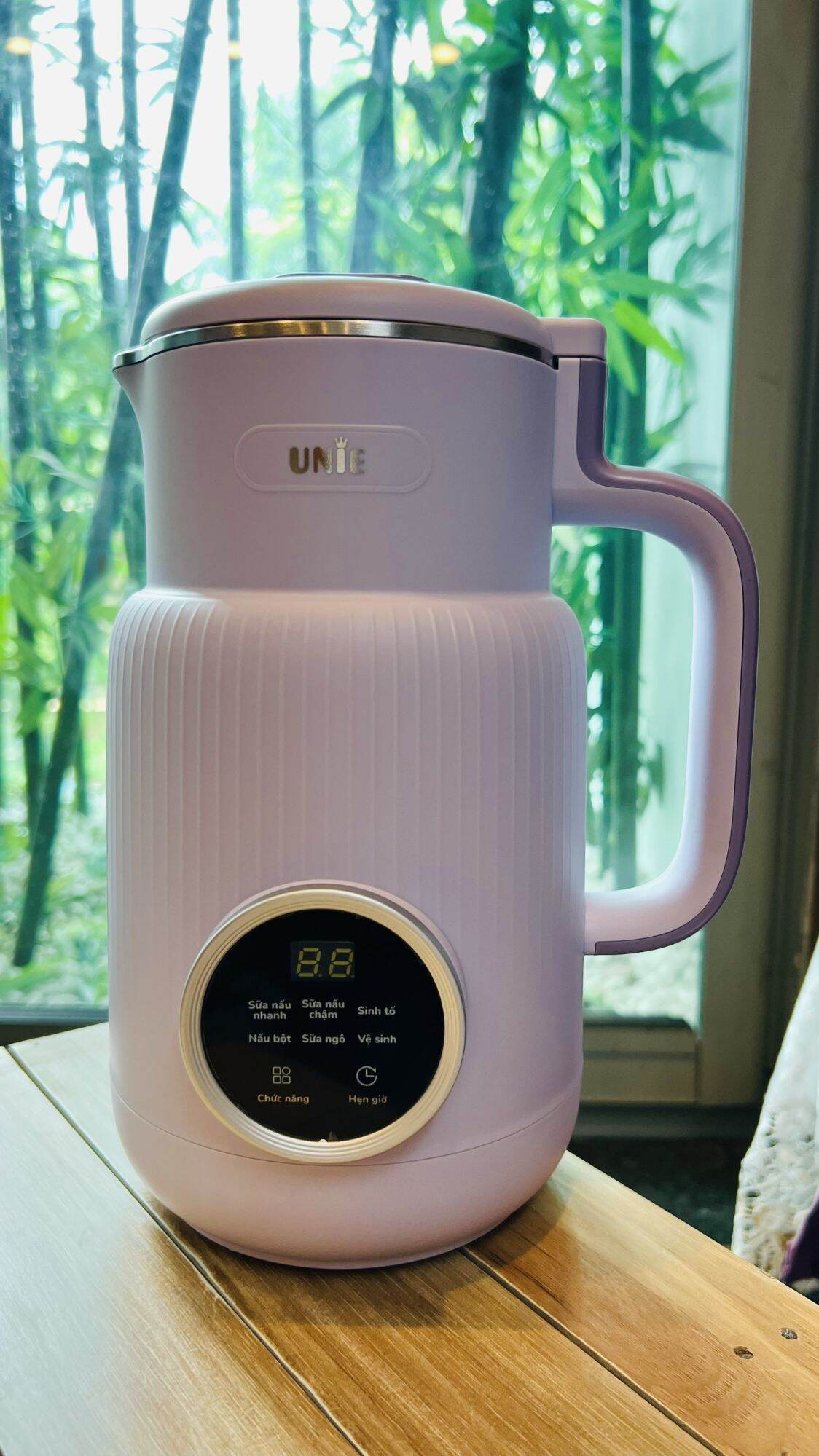 (Quà tặng máy xay thịt) Máy làm sữa hạt mini UNIE UMB08 - công suất 600W