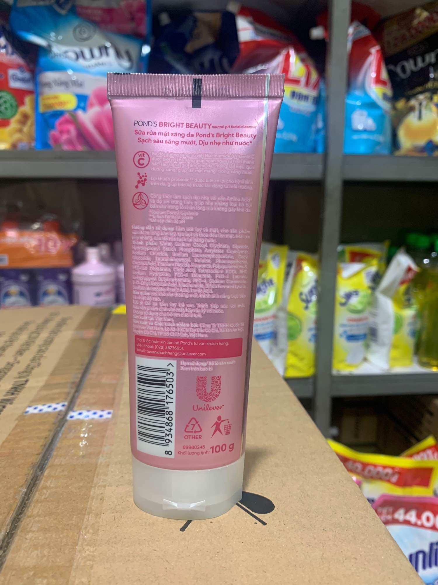 Sữa rửa mặt trắng da Pond chai 100g mới