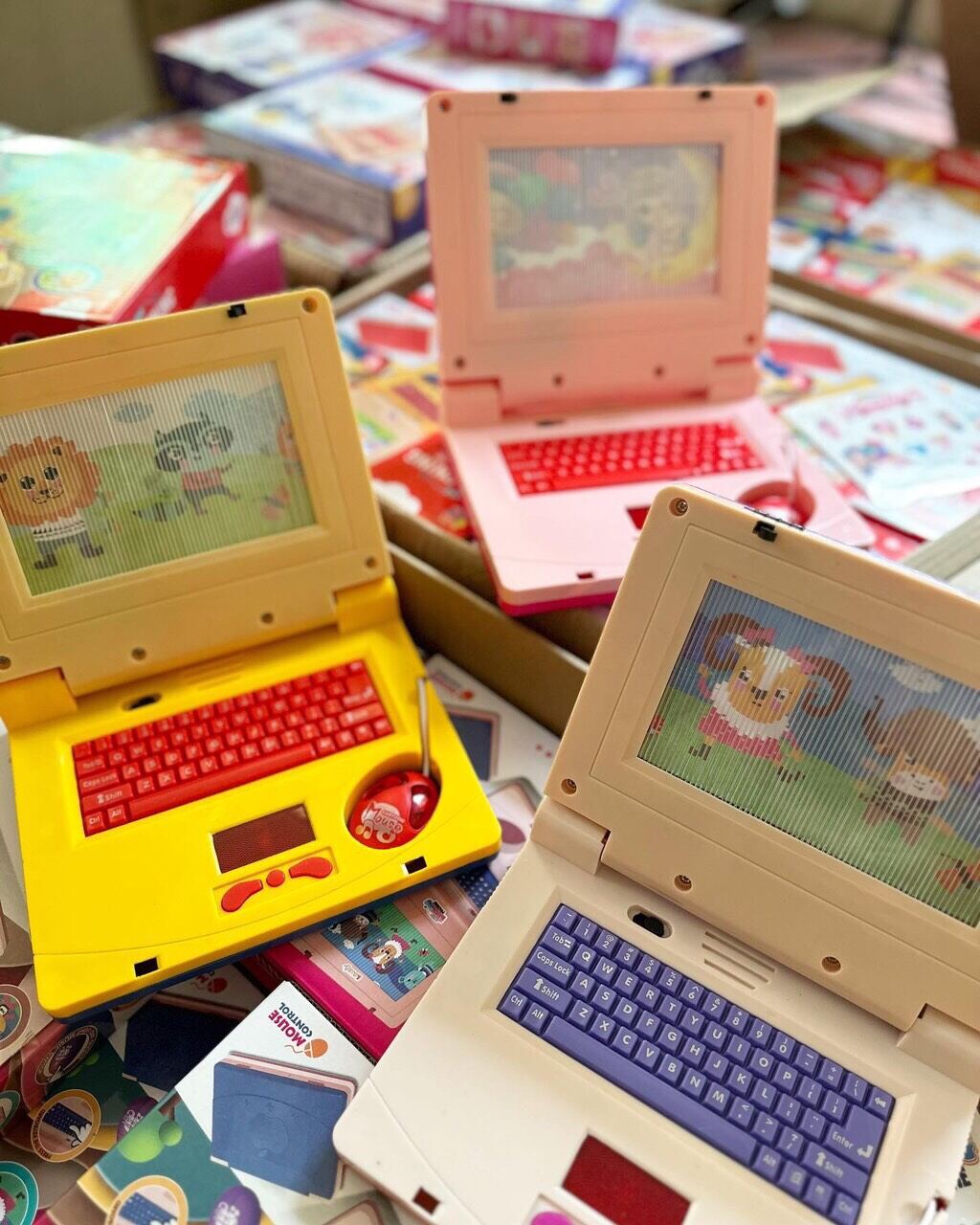 ( KÈM PIN ) Đồ chơi laptop, có đèn, nhac và chuột cho bé