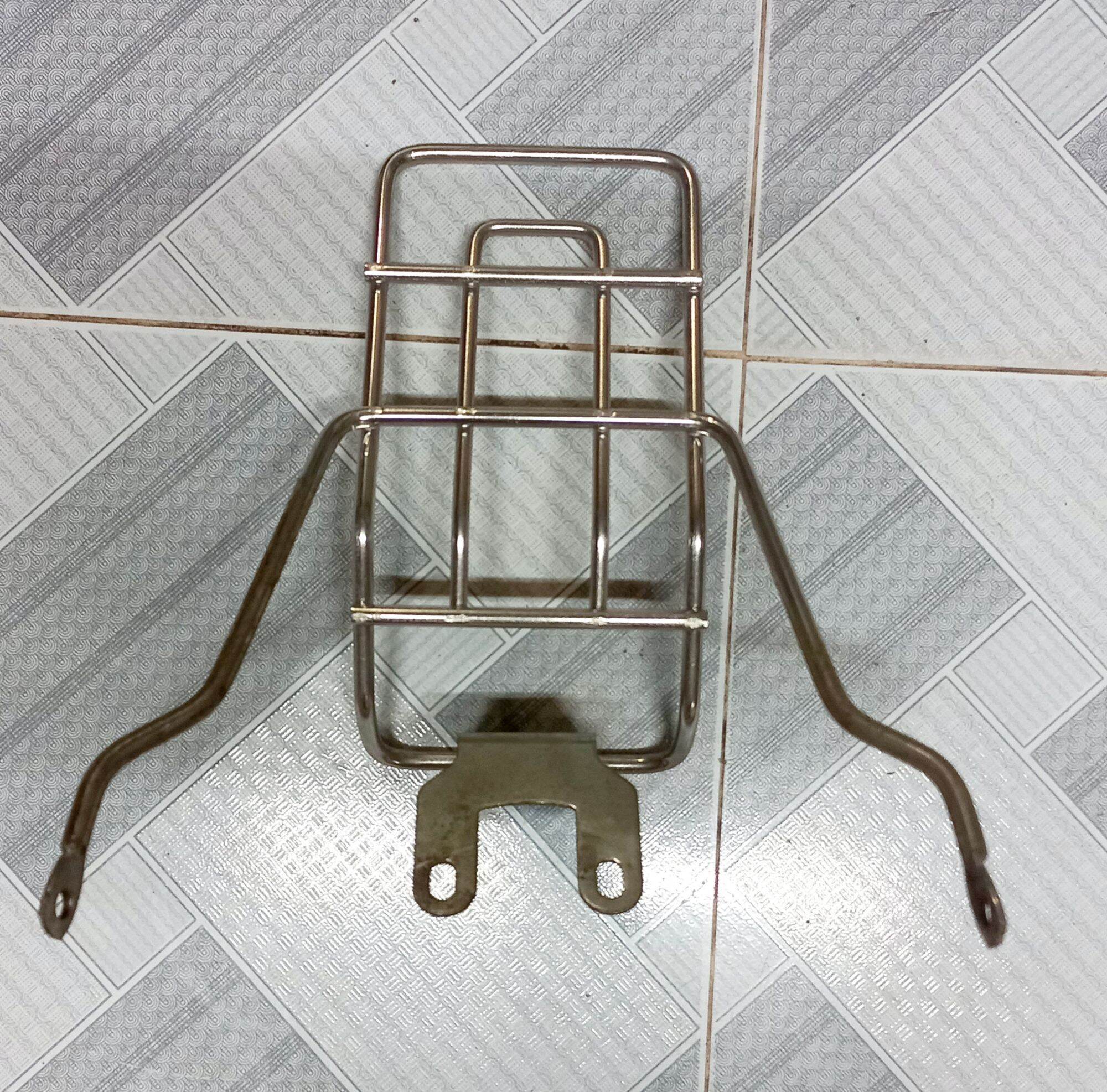 ba ga mũi xe MAX NHỰT.