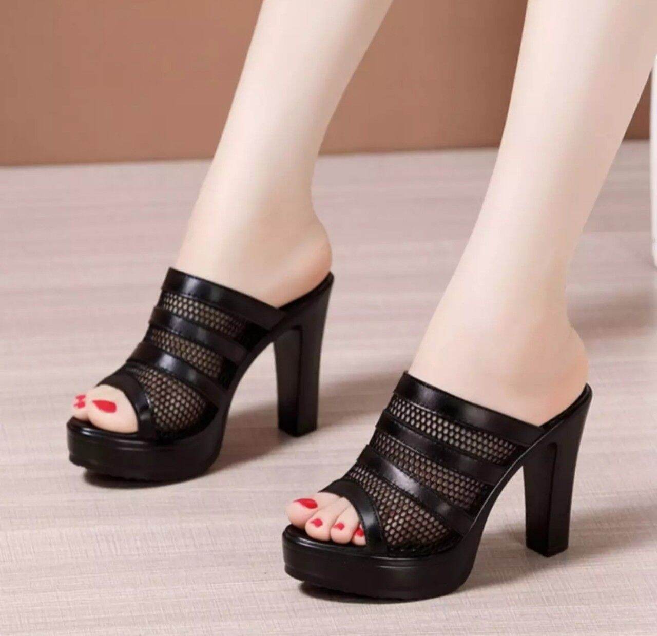 DÉP CAO GÓT PHỐI LƯỚI
