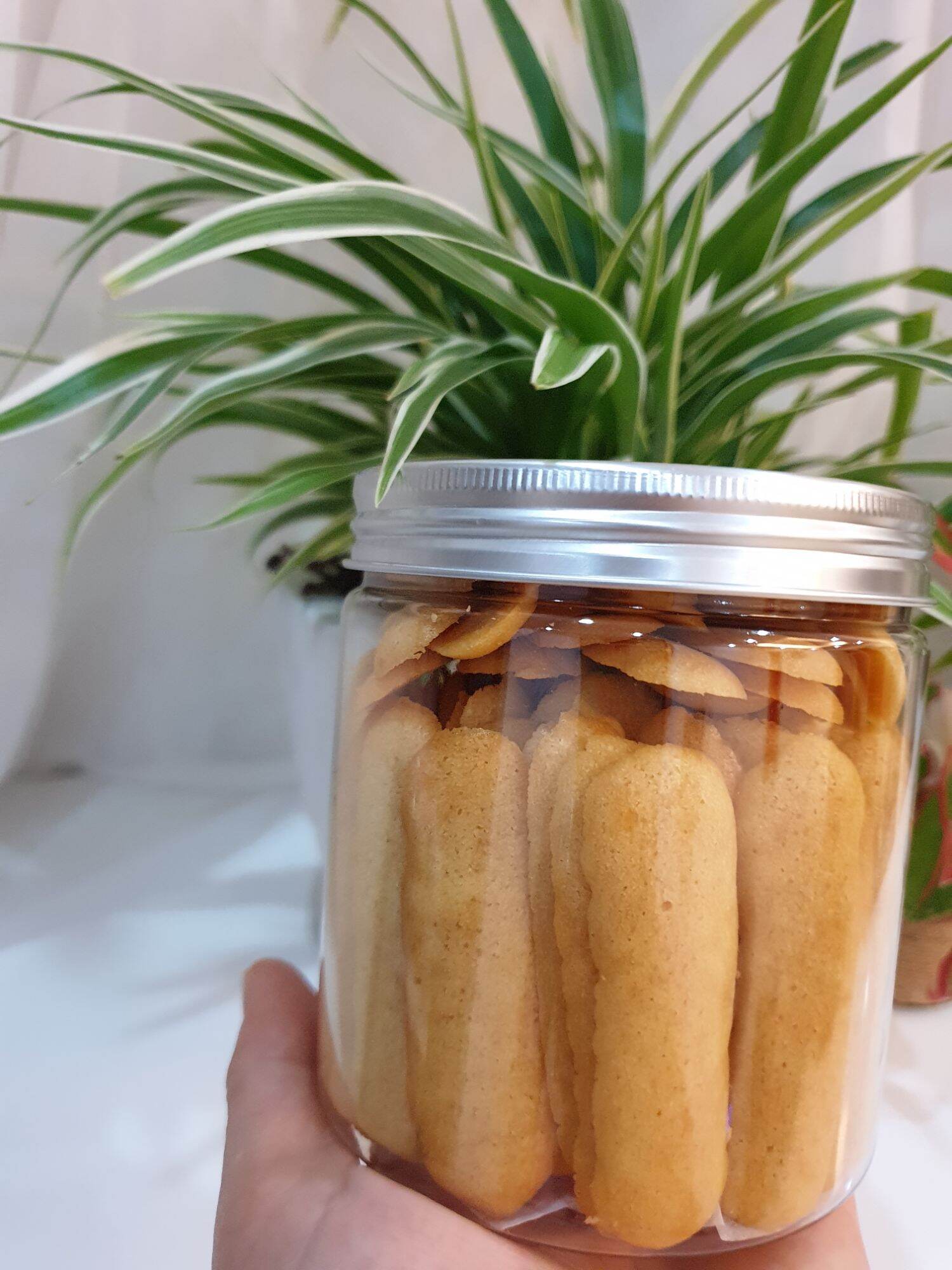 Bánh lưỡi mèo hủ 600mil