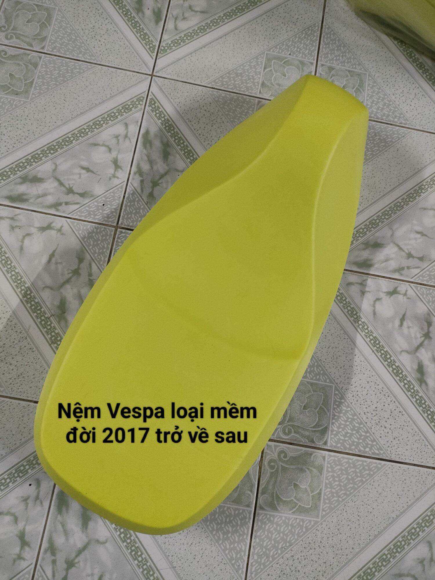 Nệm yên xe Vespa (đời 2017 - 2020) loại mềm