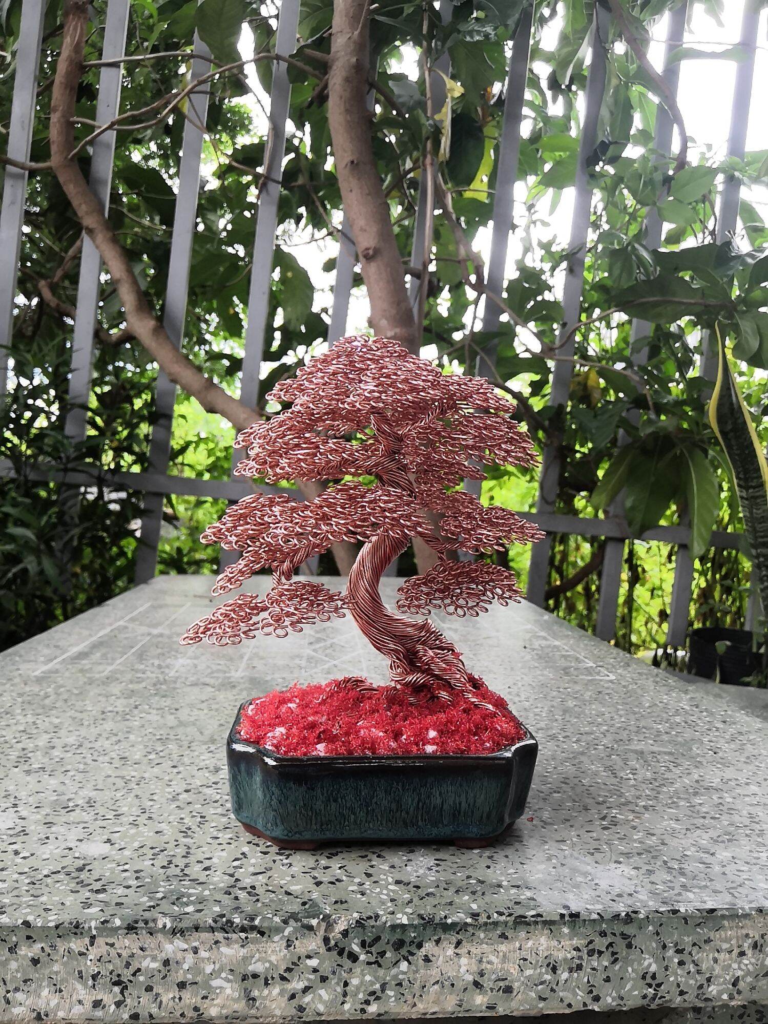 Cây tùng mini màu đồng hồng - Bonsai handmade mini - Bonsai dây nhôm dây đồng