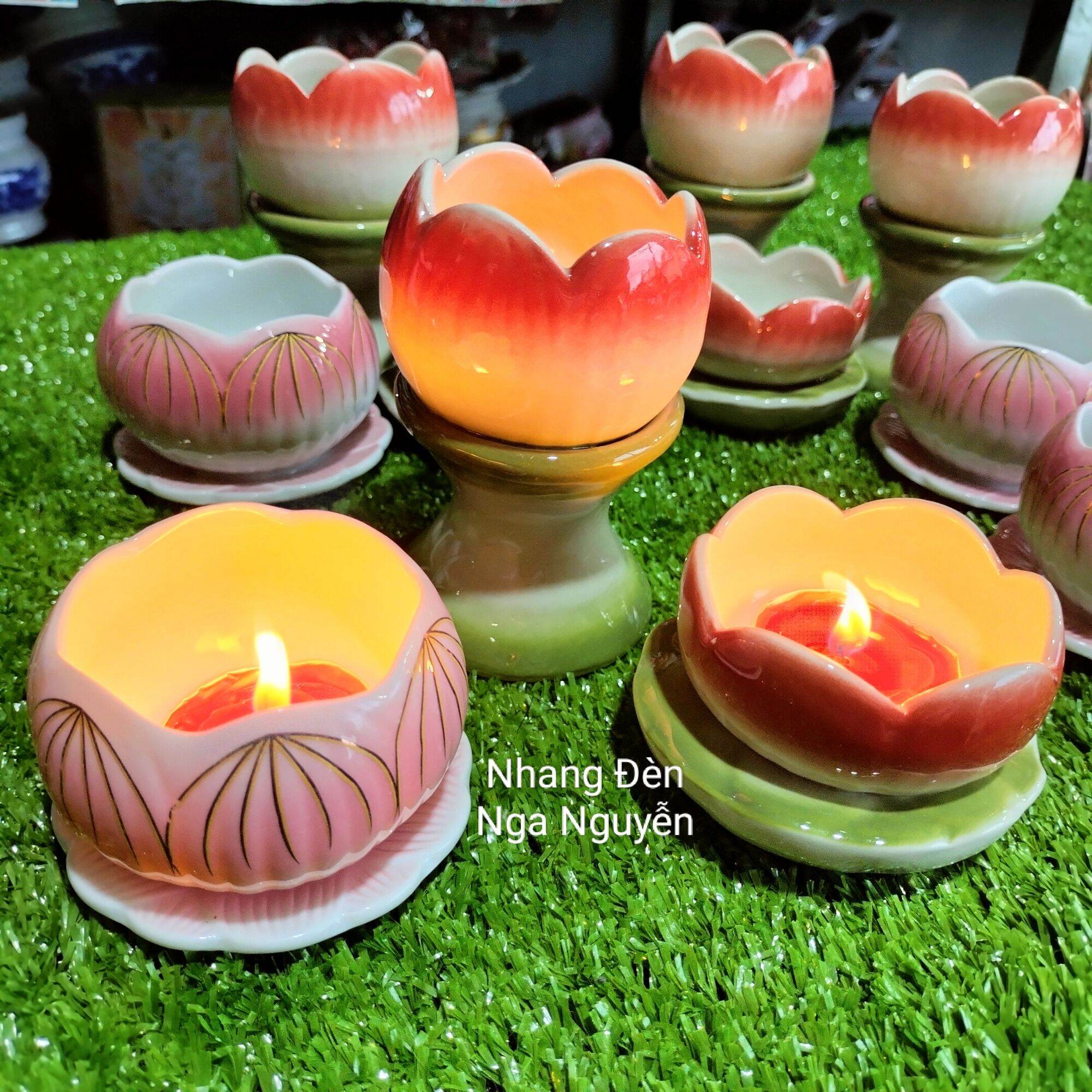 Chân đế nến hoa sen gốm sứ/Chân đèn cầy đựng nến Tealight