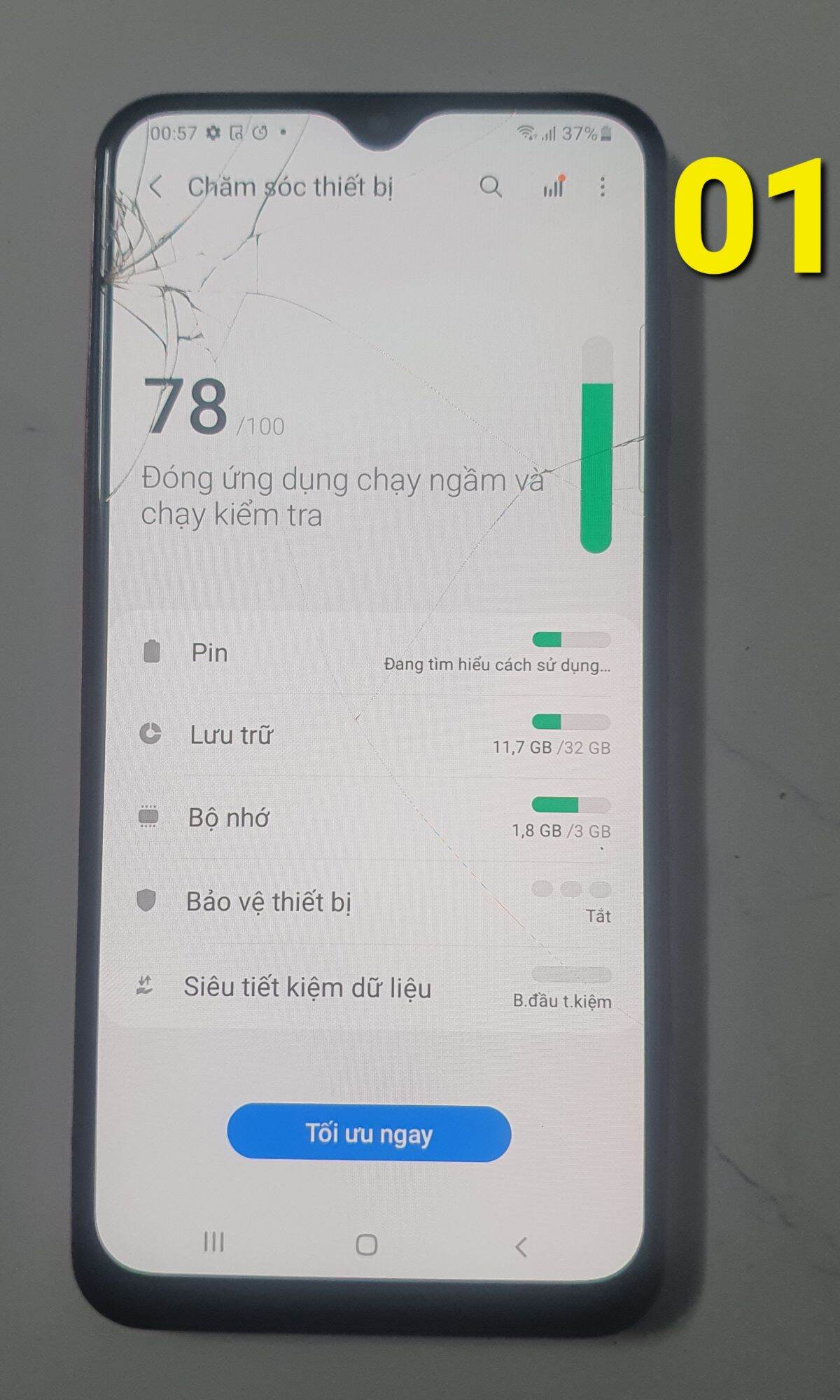 Samsung A20 Phone / Read Description Below - 2