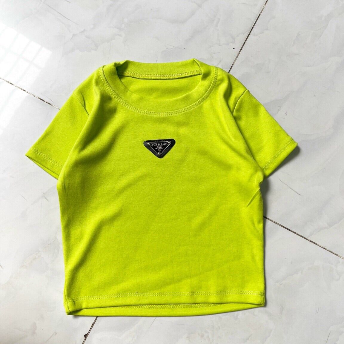 Áo thun croptop hàng đẹp chuẩn shop