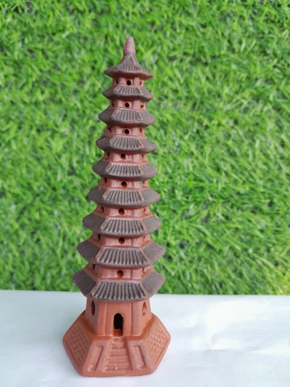 Tháp 9 tầng trang trí tiểu cảnh gốm sứ bát tràng