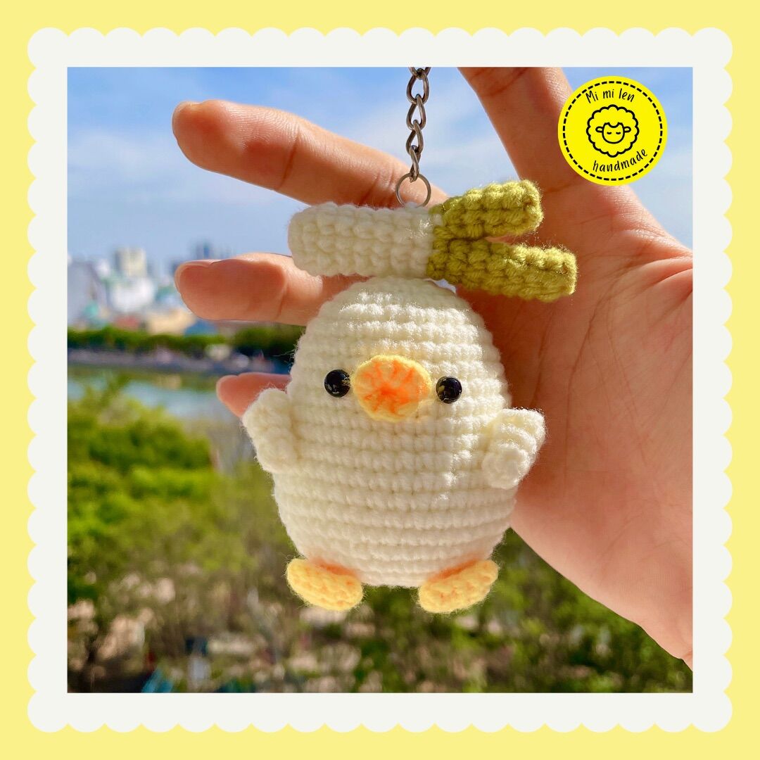 [mimi_len29] Móc khoá bé vịt đội hành, Móc khoá bé gà con đội mũ