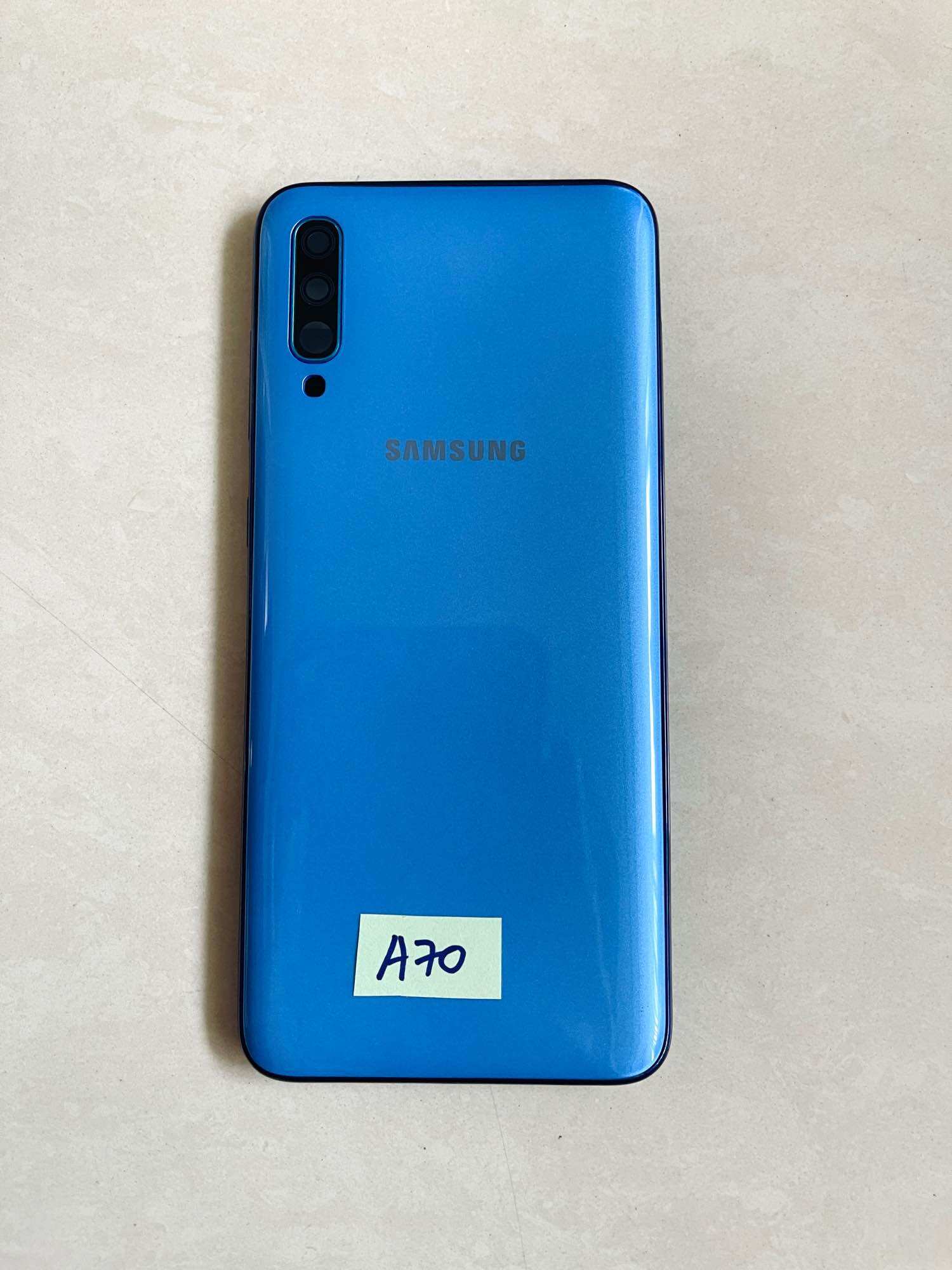 Vỏ bộ Samsung A70 kèm kính camera + khay sim