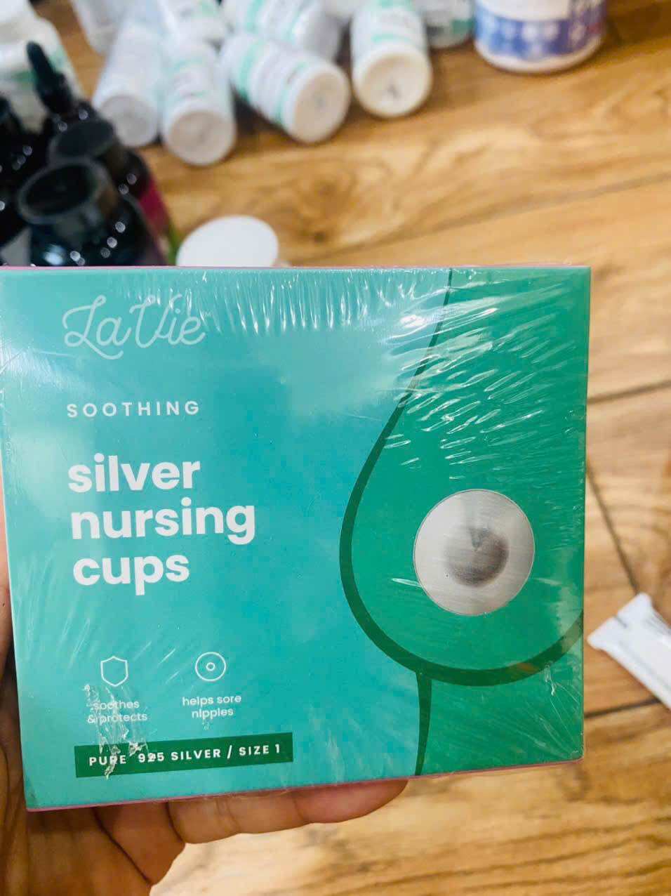 Soothing Silver Nursing Cups, Healing Tool, Size 1, giúp làm dịu n…..ú…m v……ú bị đau hoặc nhạy cảm một cách tự nhiên.